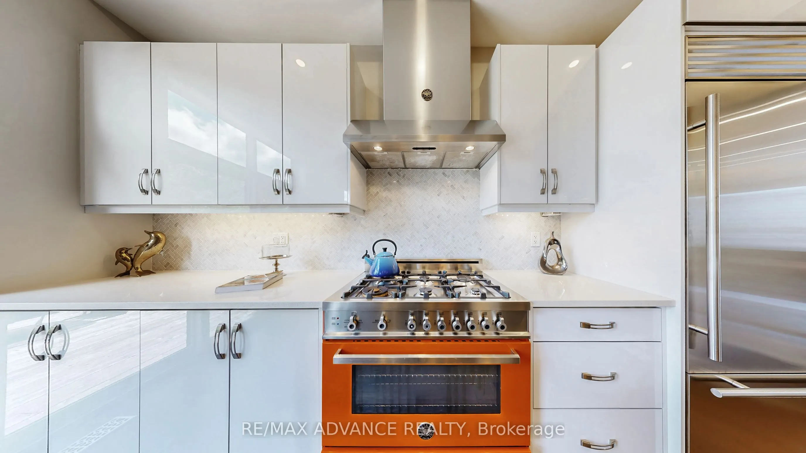 32 Crestridge Drive