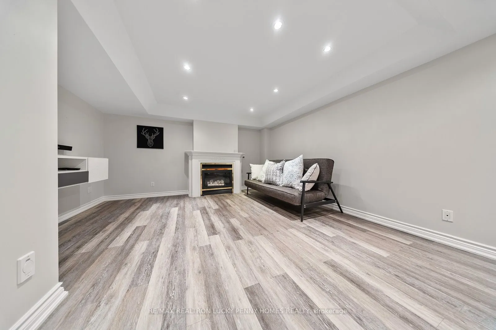 57 Longwater Chase