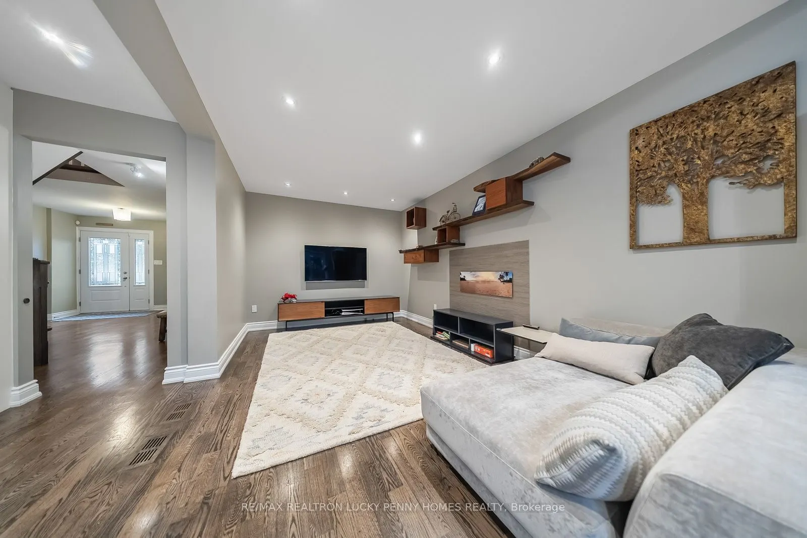 57 Longwater Chase