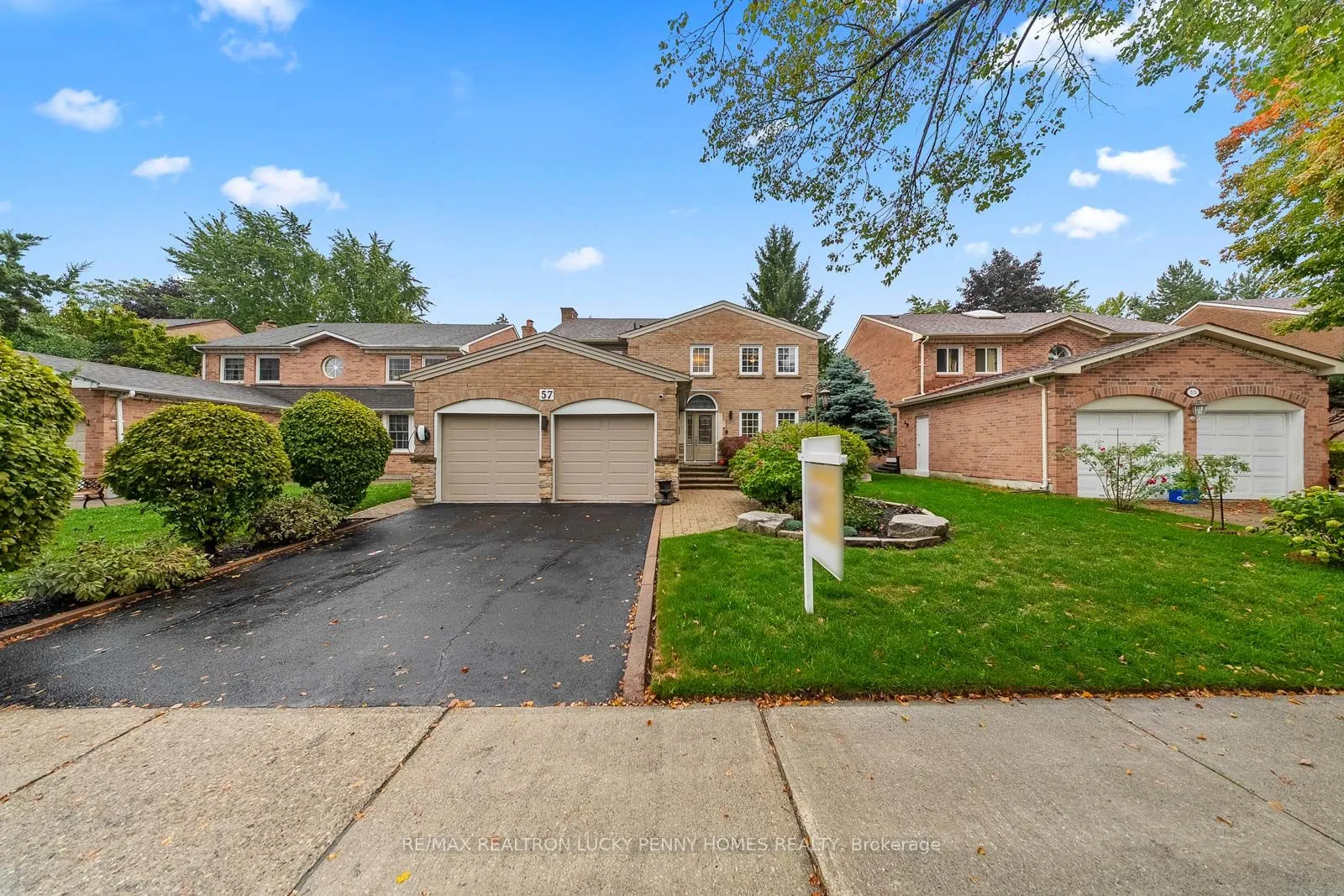 57 Longwater Chase