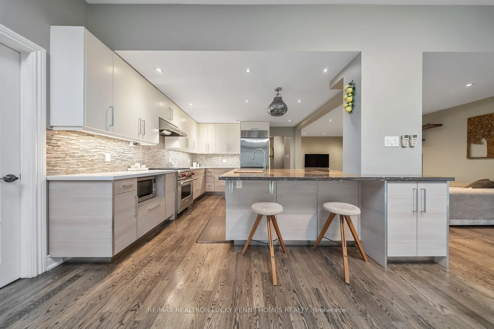 57 Longwater Chase