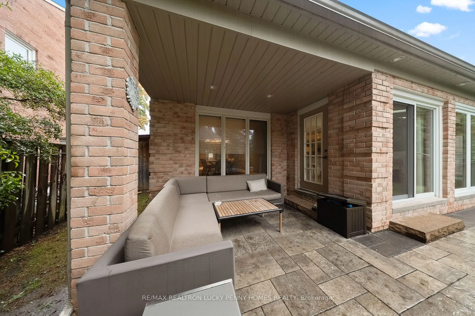 57 Longwater Chase