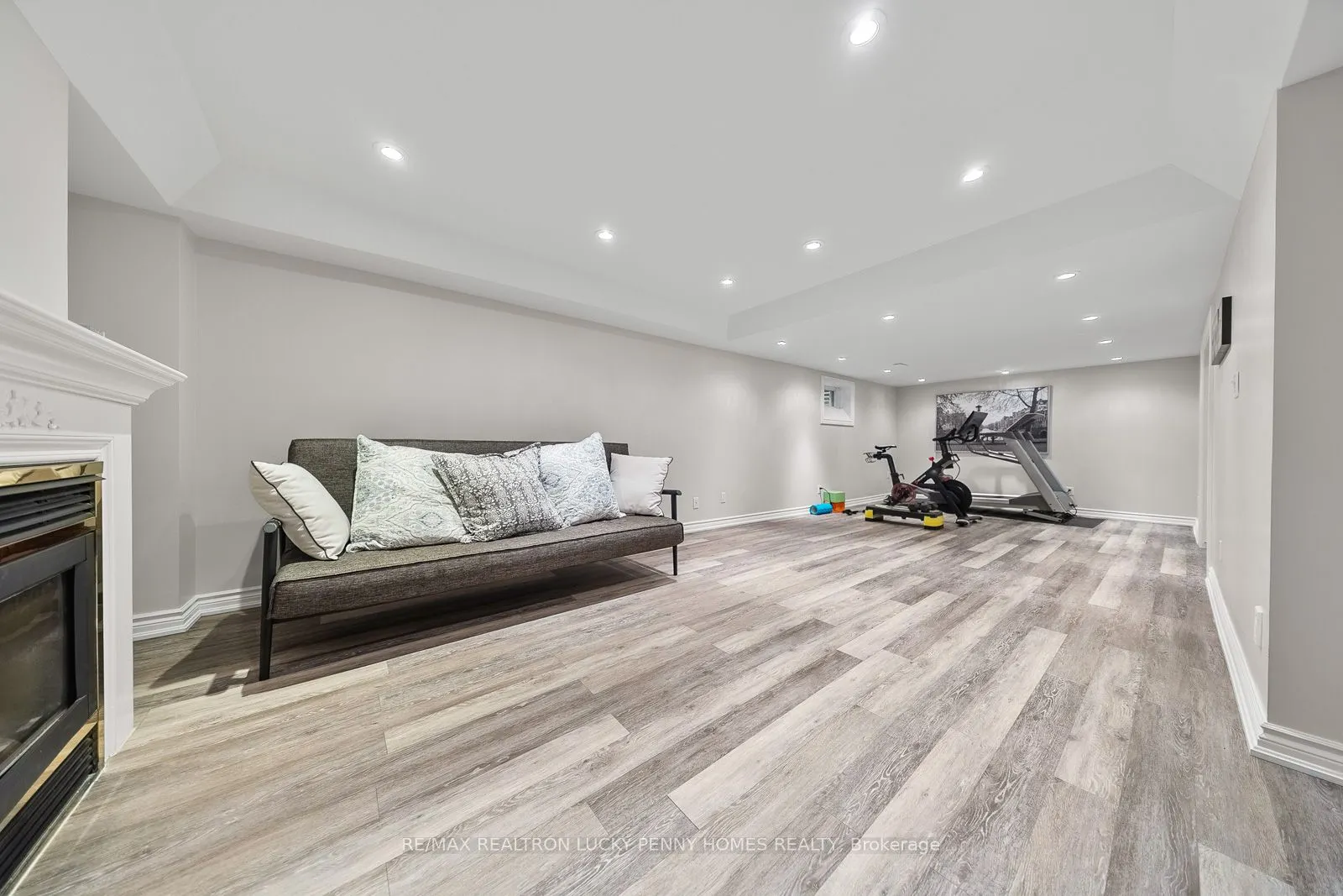 57 Longwater Chase