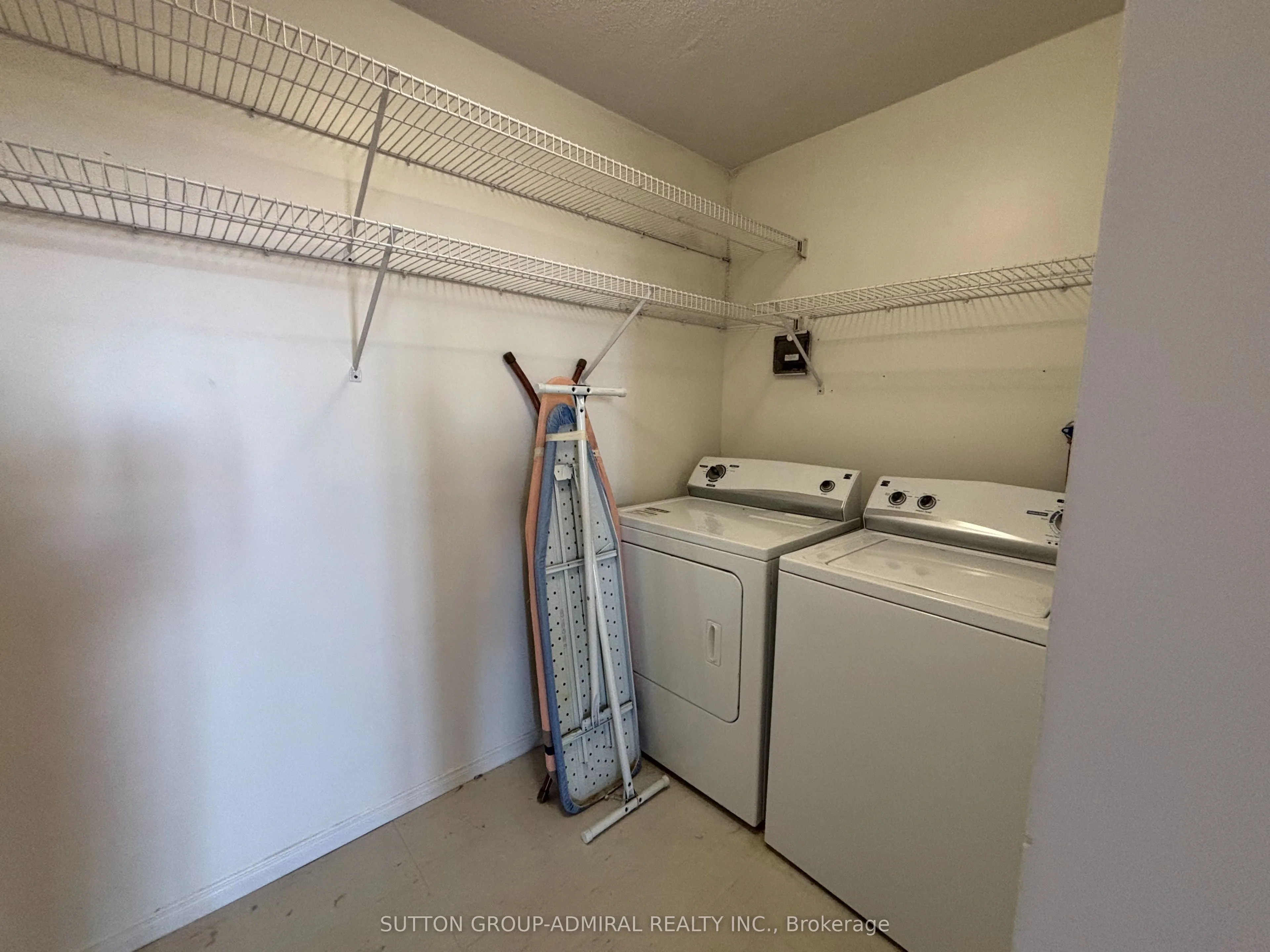 11 Townsgate Drive, #412