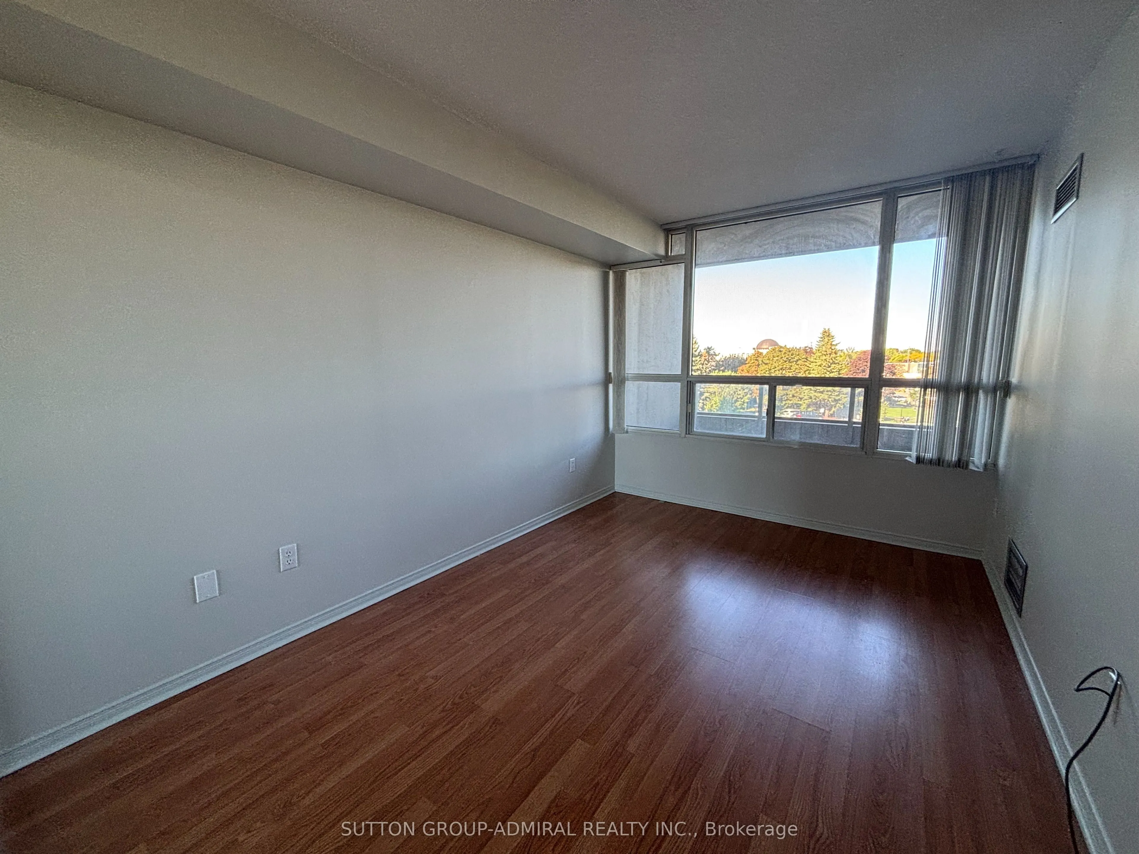 11 Townsgate Drive, #412