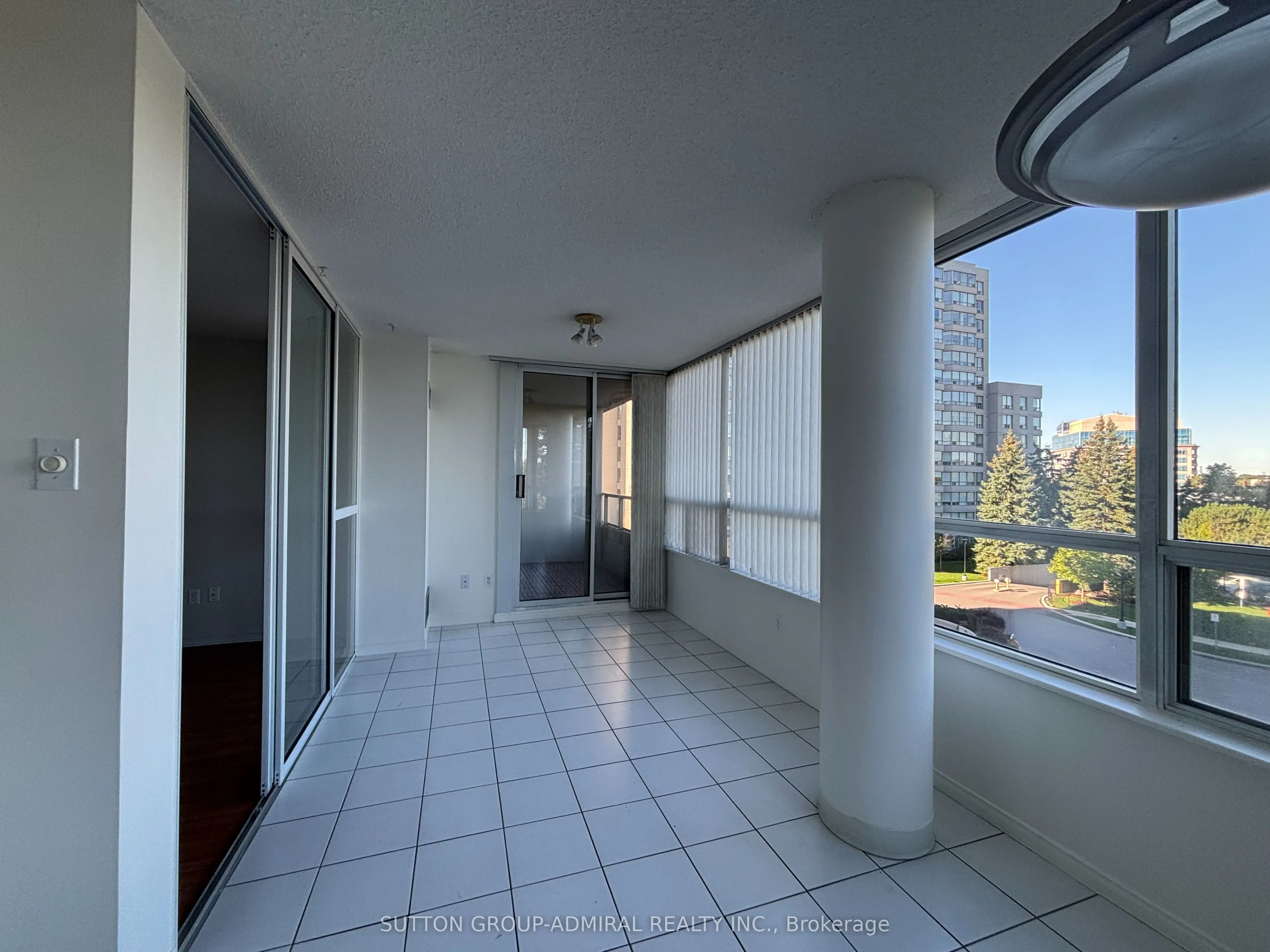 11 Townsgate Drive, #412