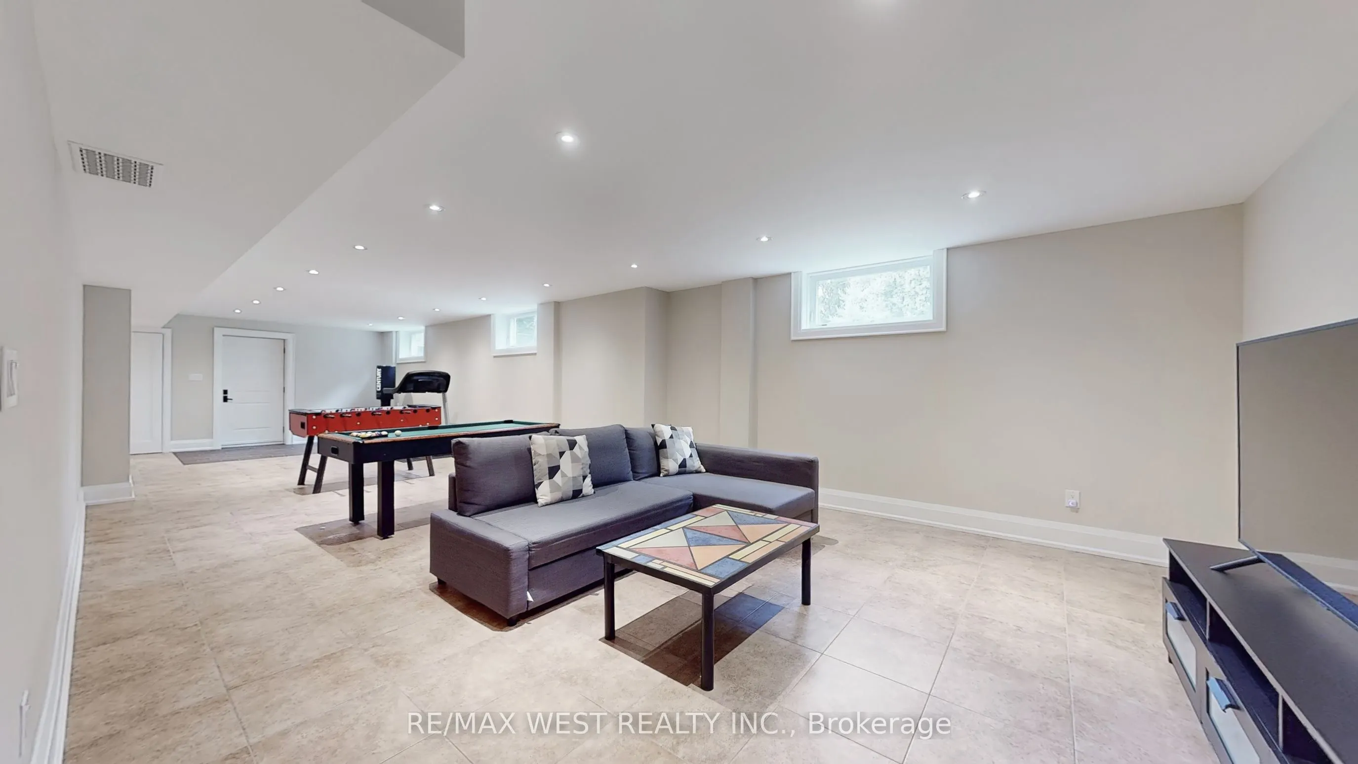30 Goodman Crescent