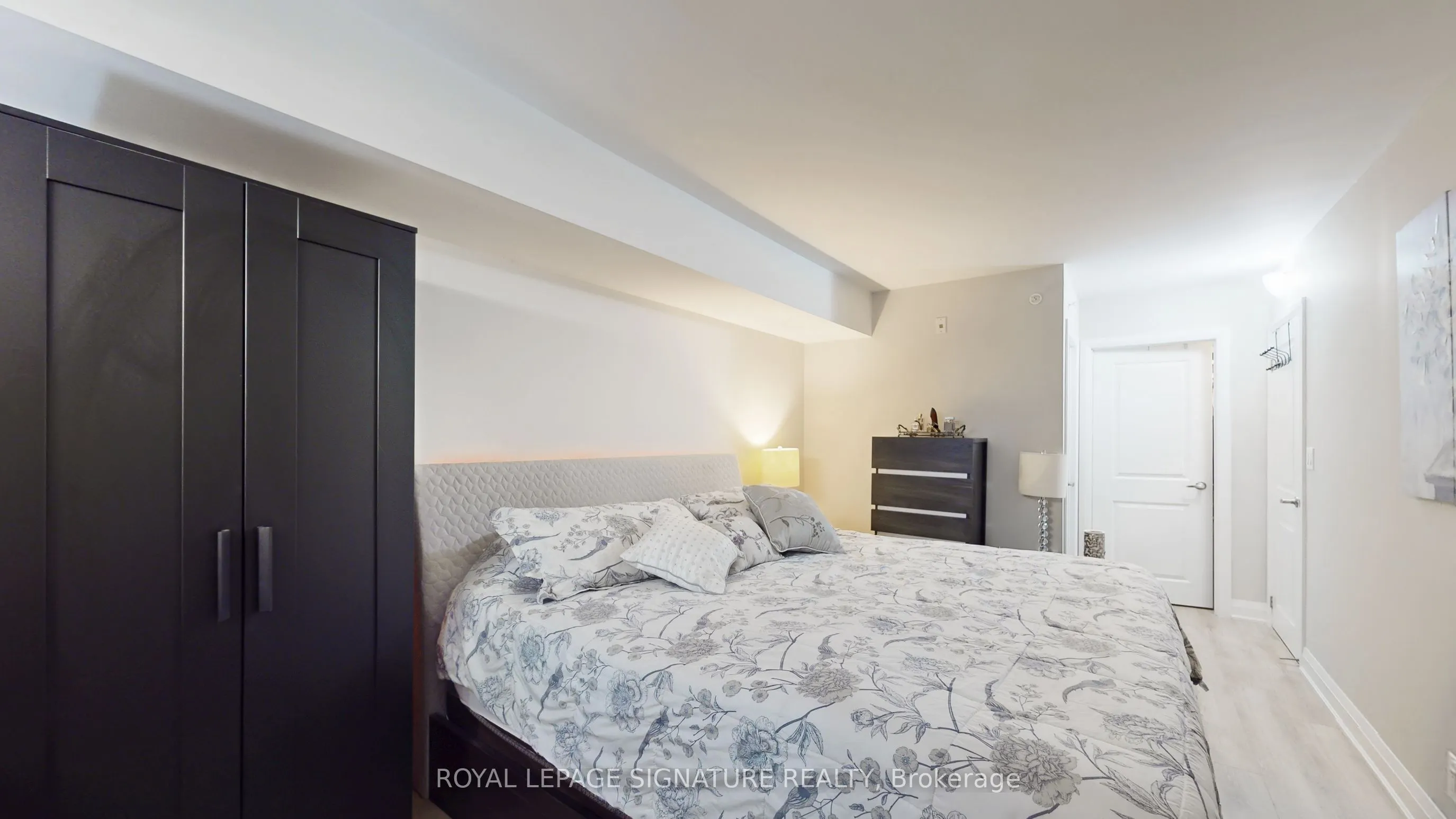 12 Woodstream Boulevard, #105