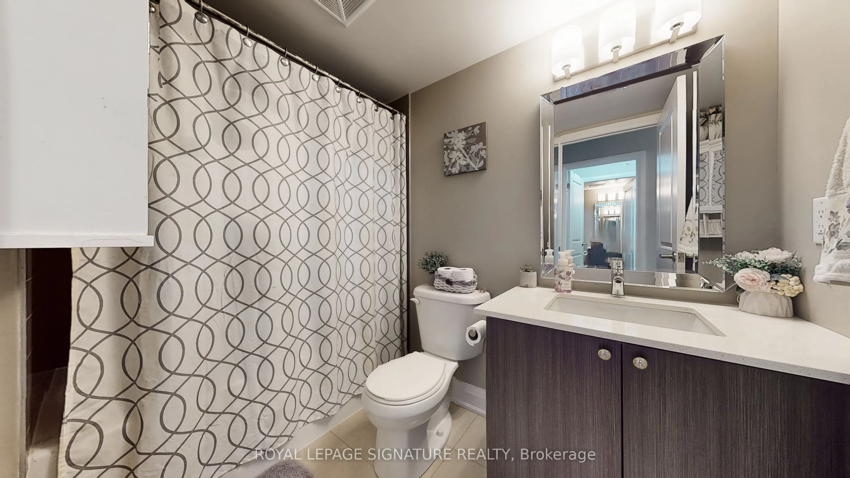 12 Woodstream Boulevard, #105