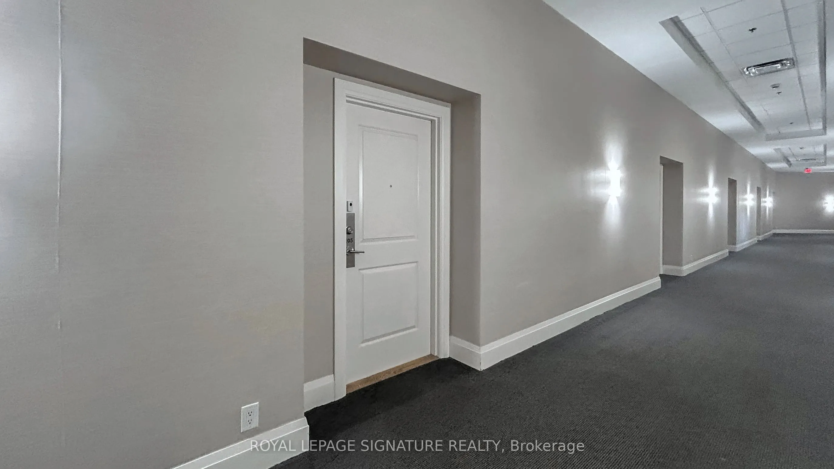 12 Woodstream Boulevard, #105