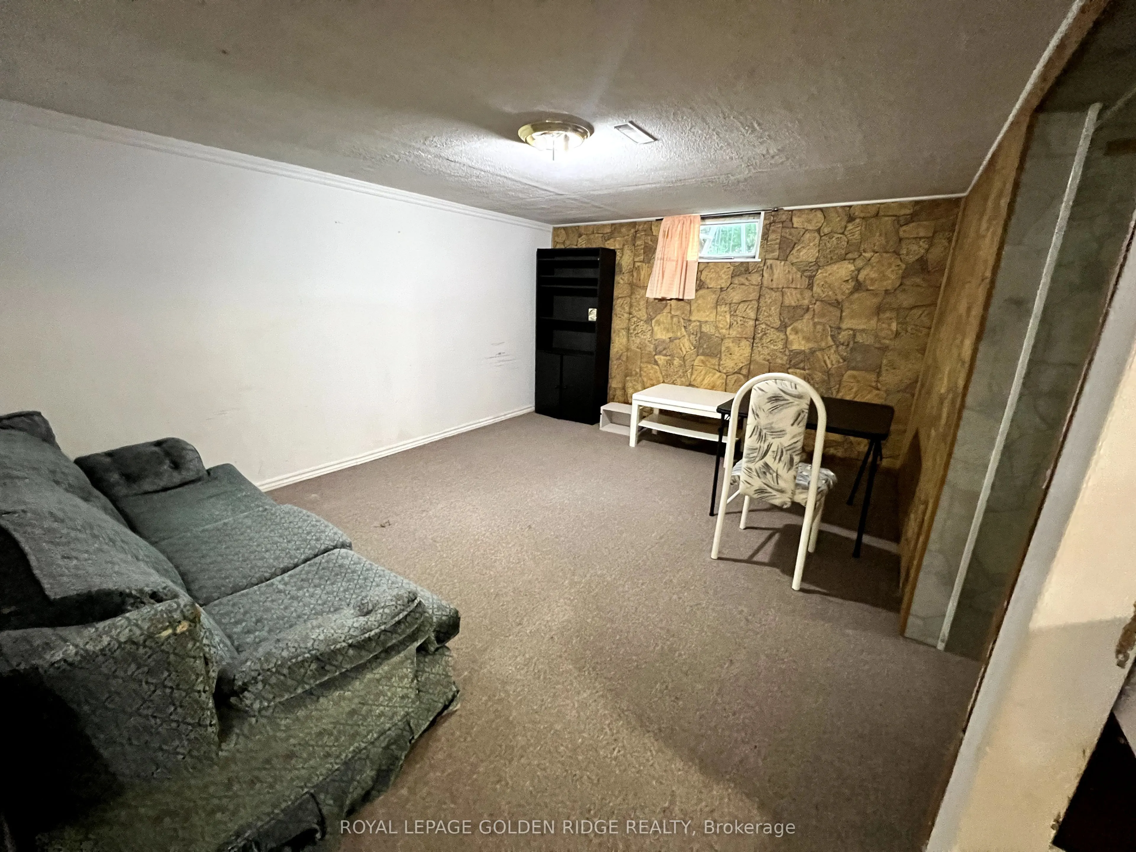 230 axminster Drive