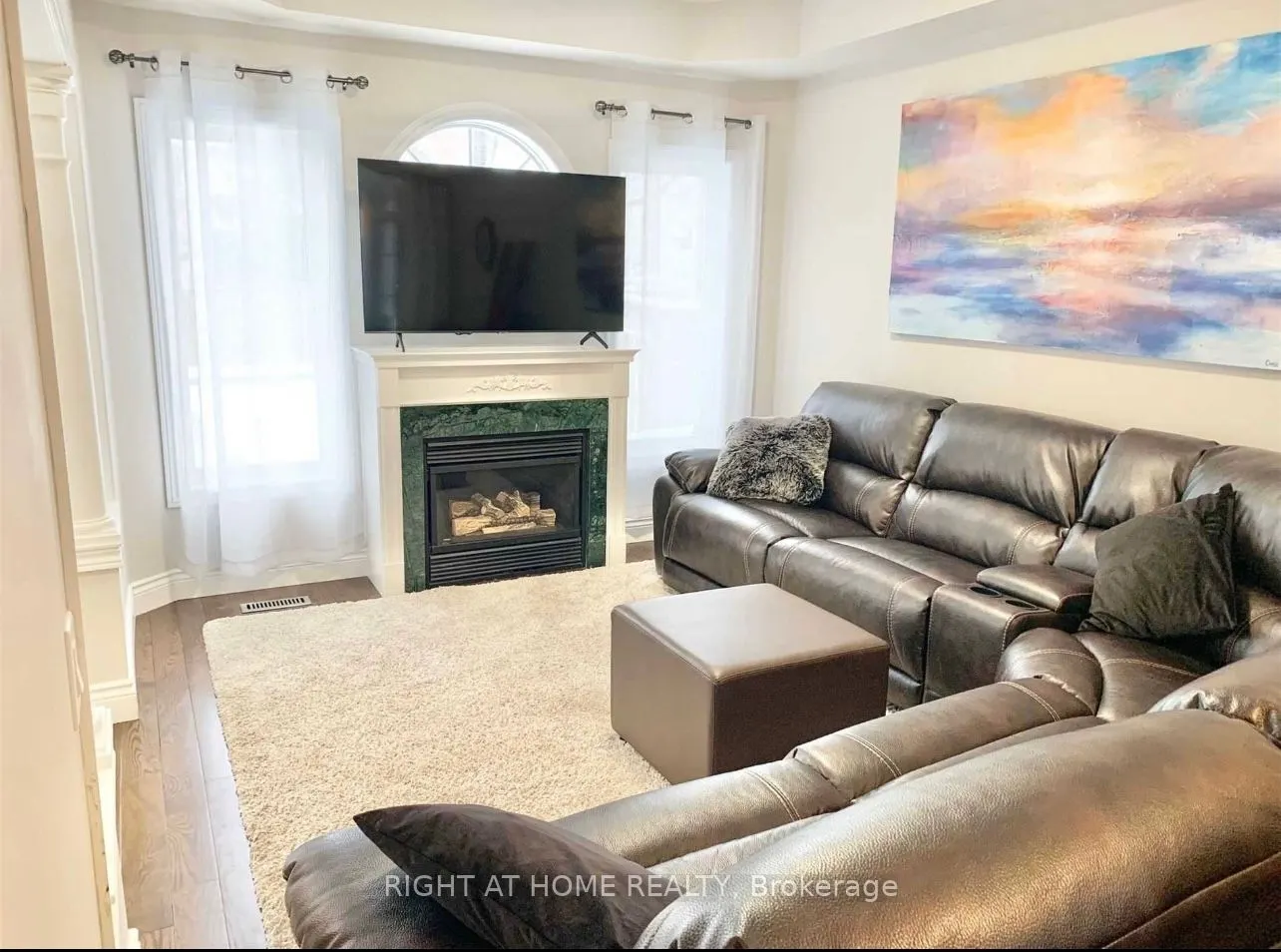 190 Sylwood Crescent