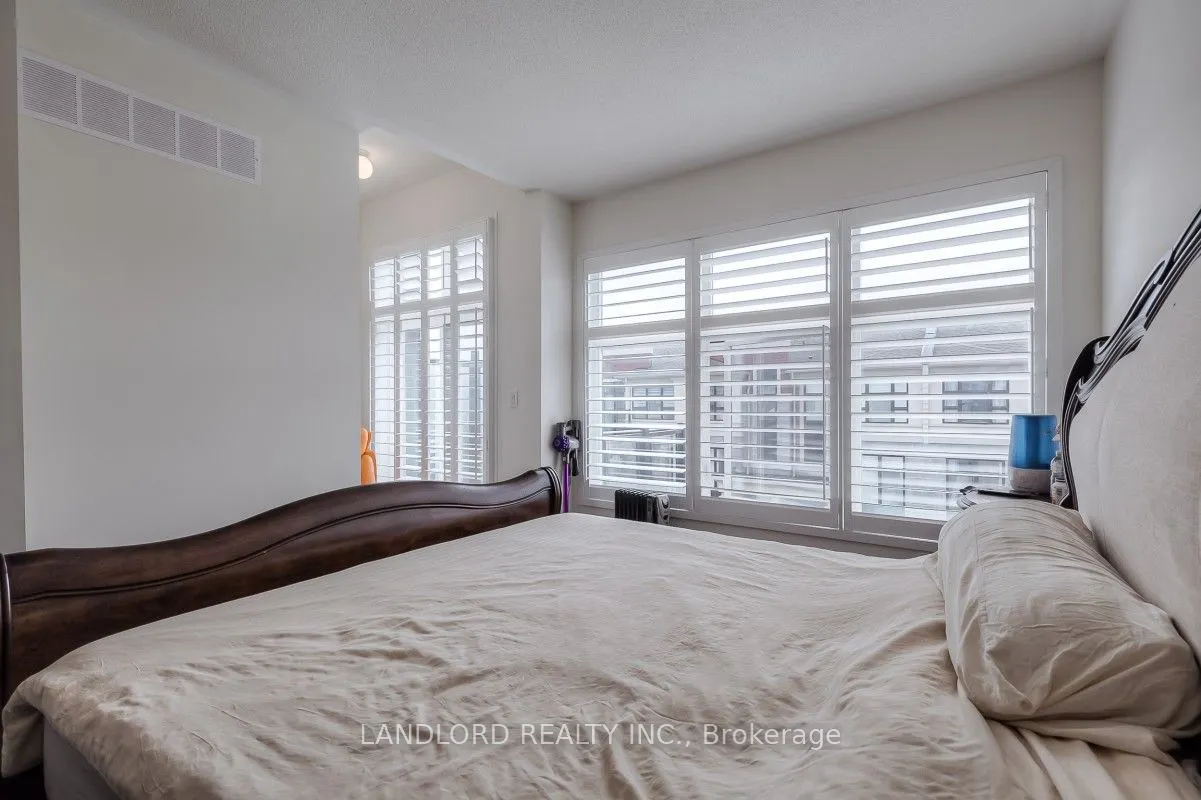44 Armillo Place, #04
