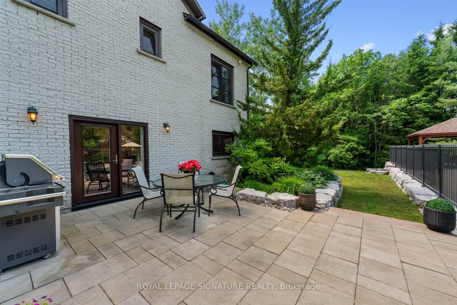 30 Kingswood Drive