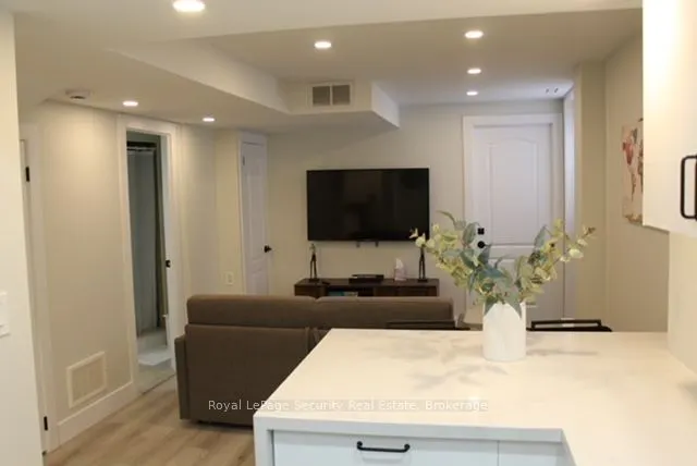 77 Casabel Drive, #BASEMENT
