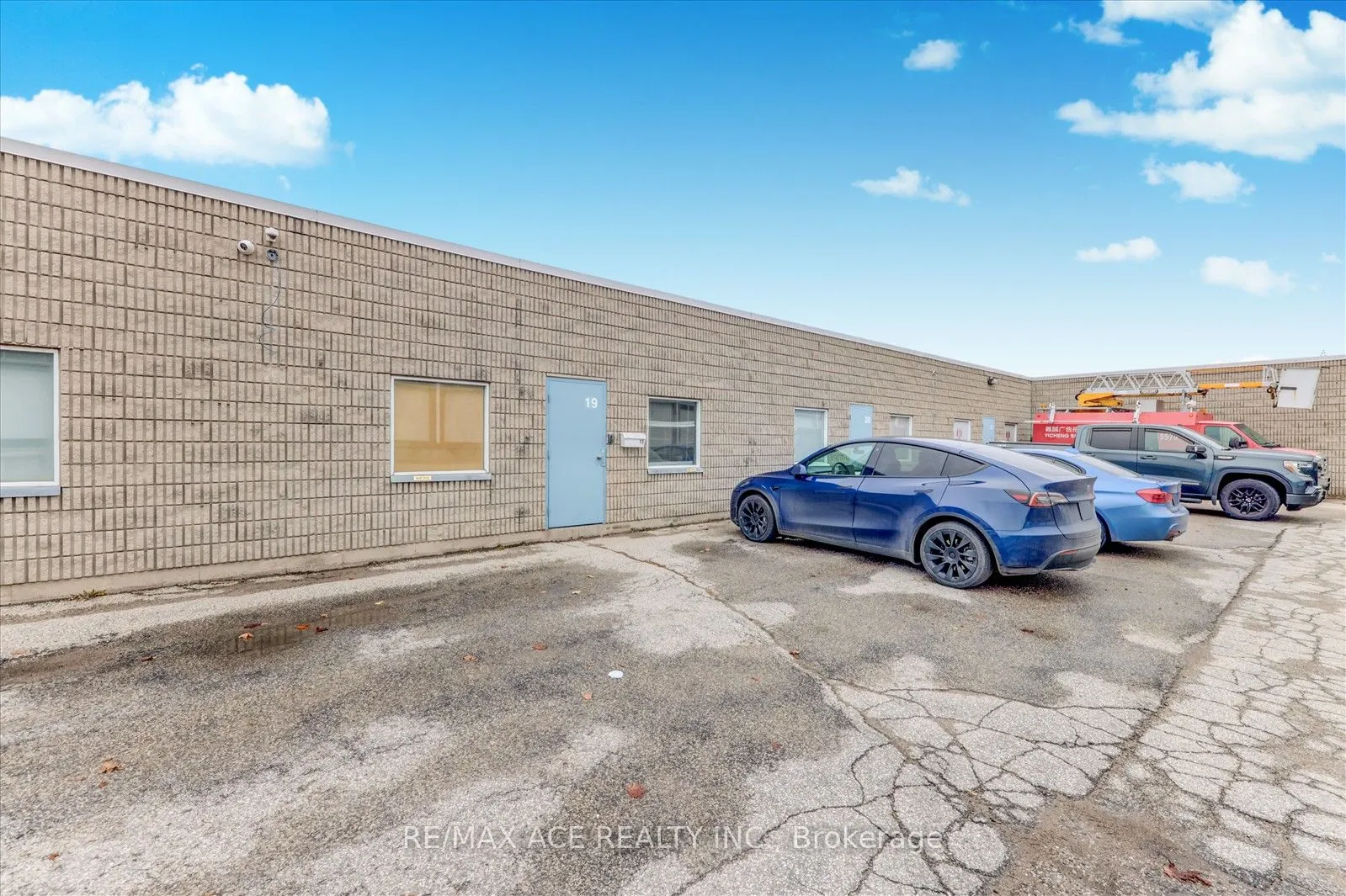 300 Don Park Road, #19, 20