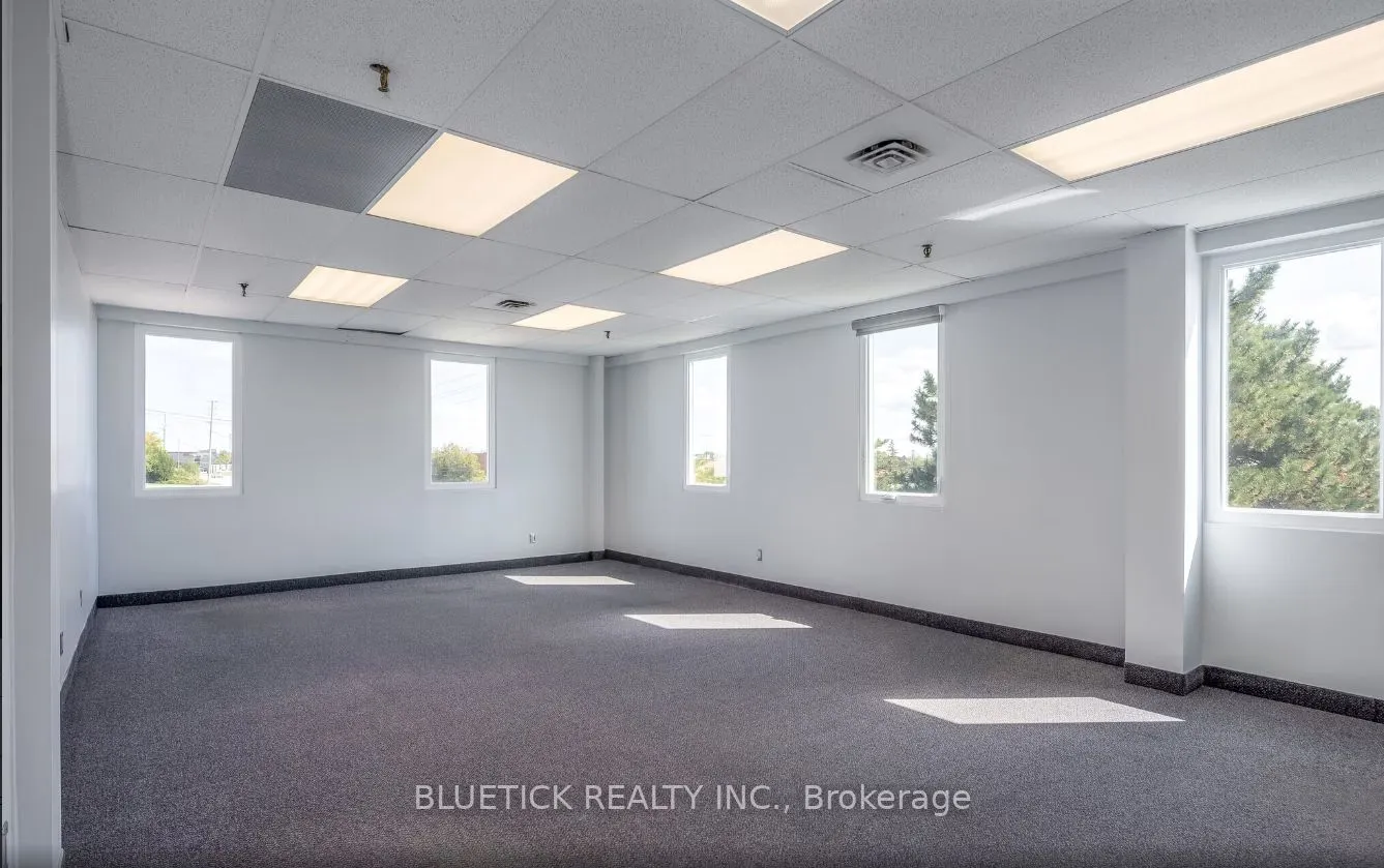8301 Keele Street, #3B
