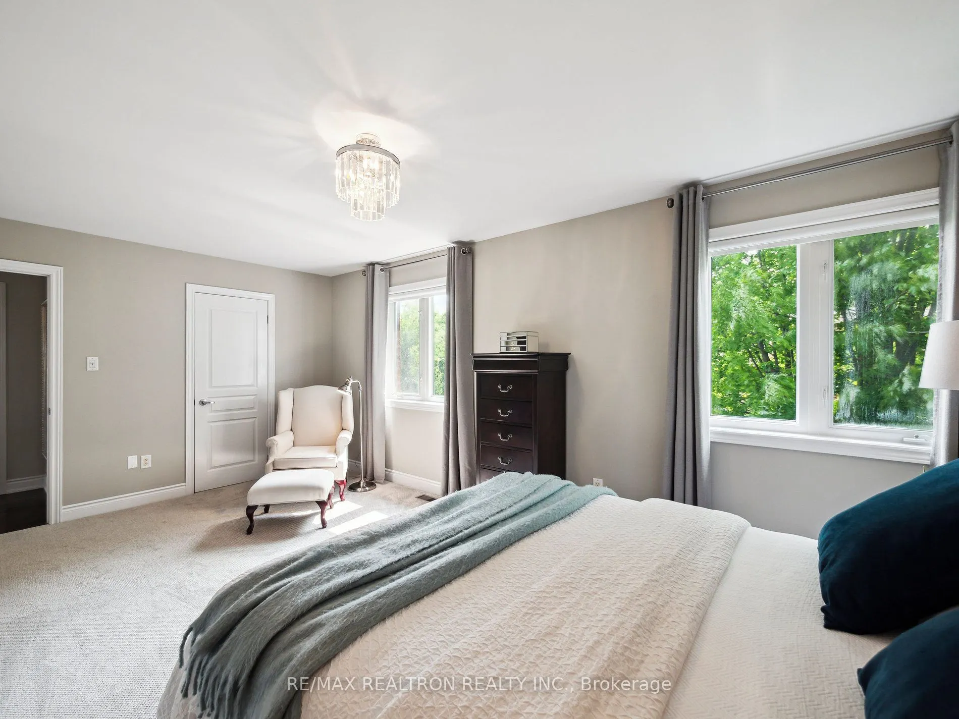 10 Glade Drive