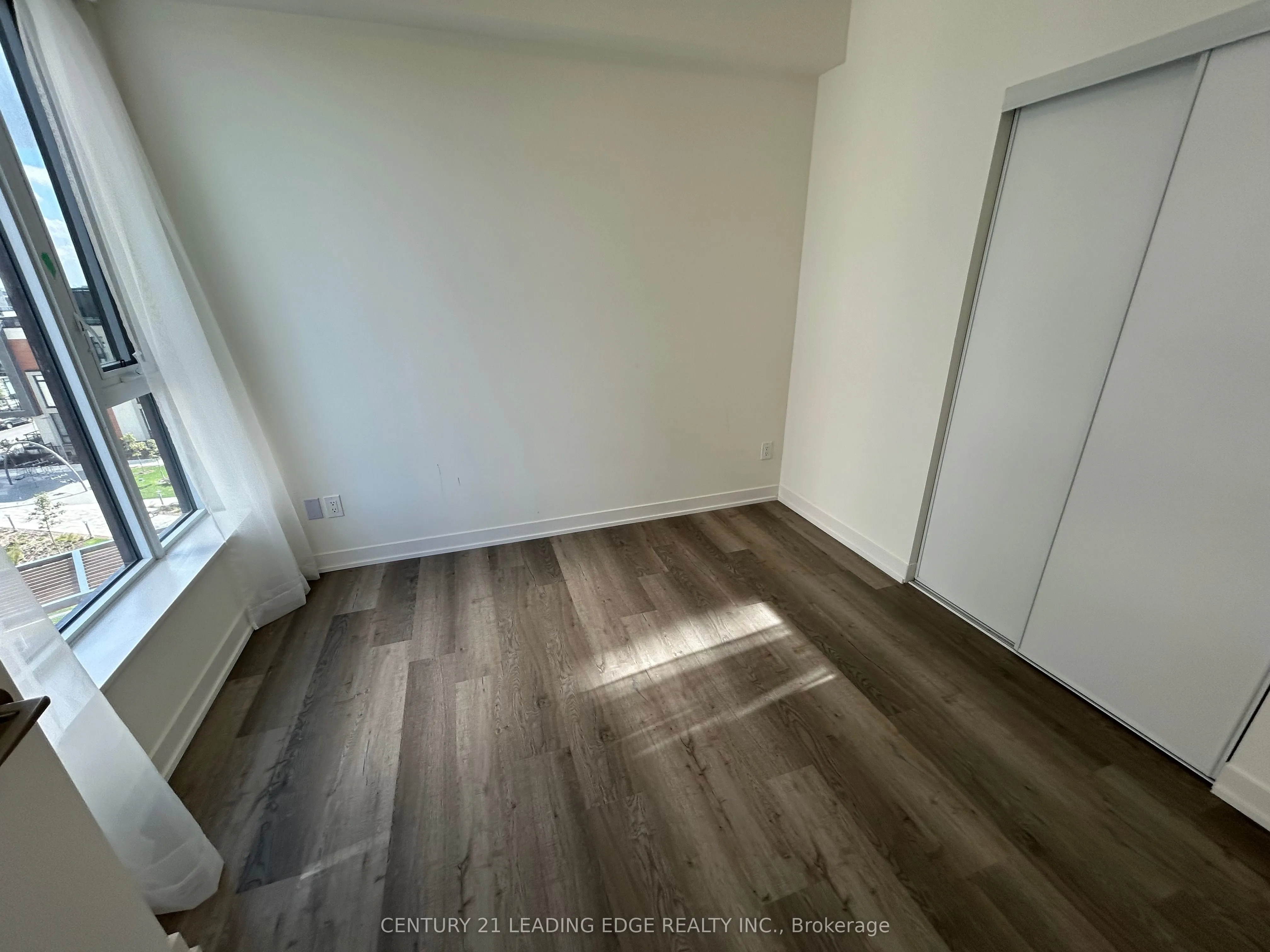 2 David Eyer Road, #529