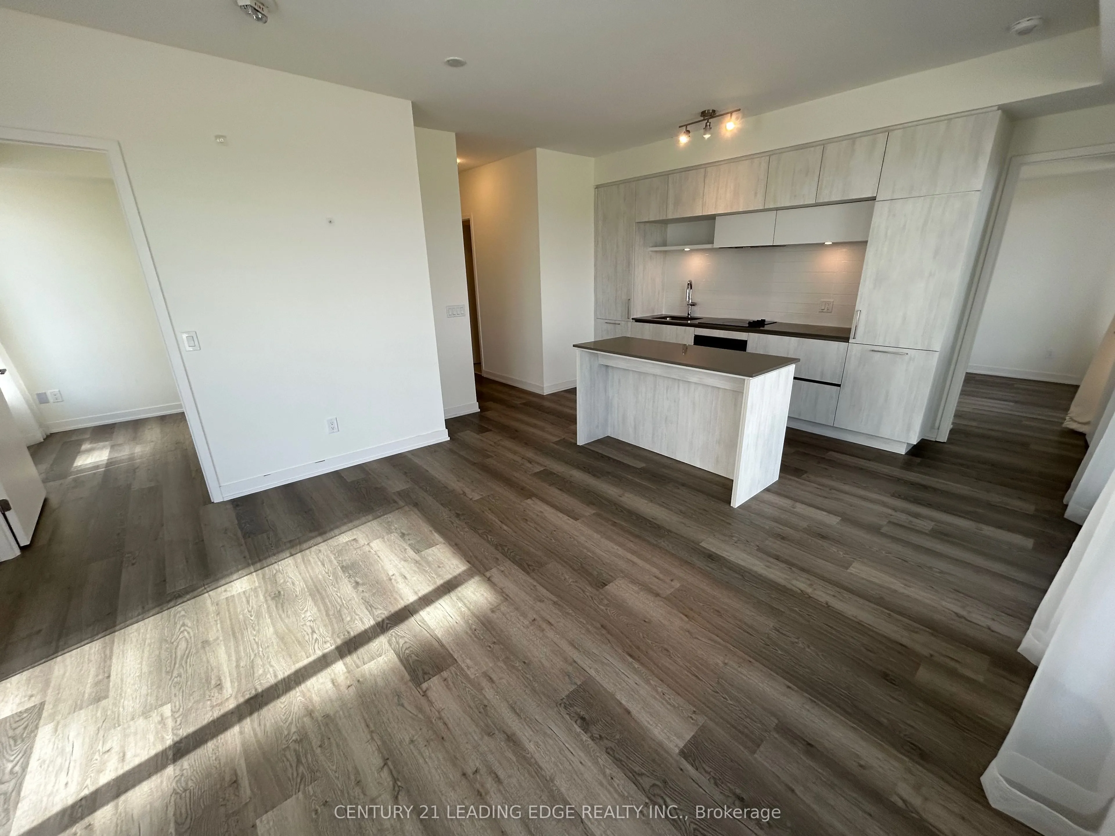 2 David Eyer Road, #529