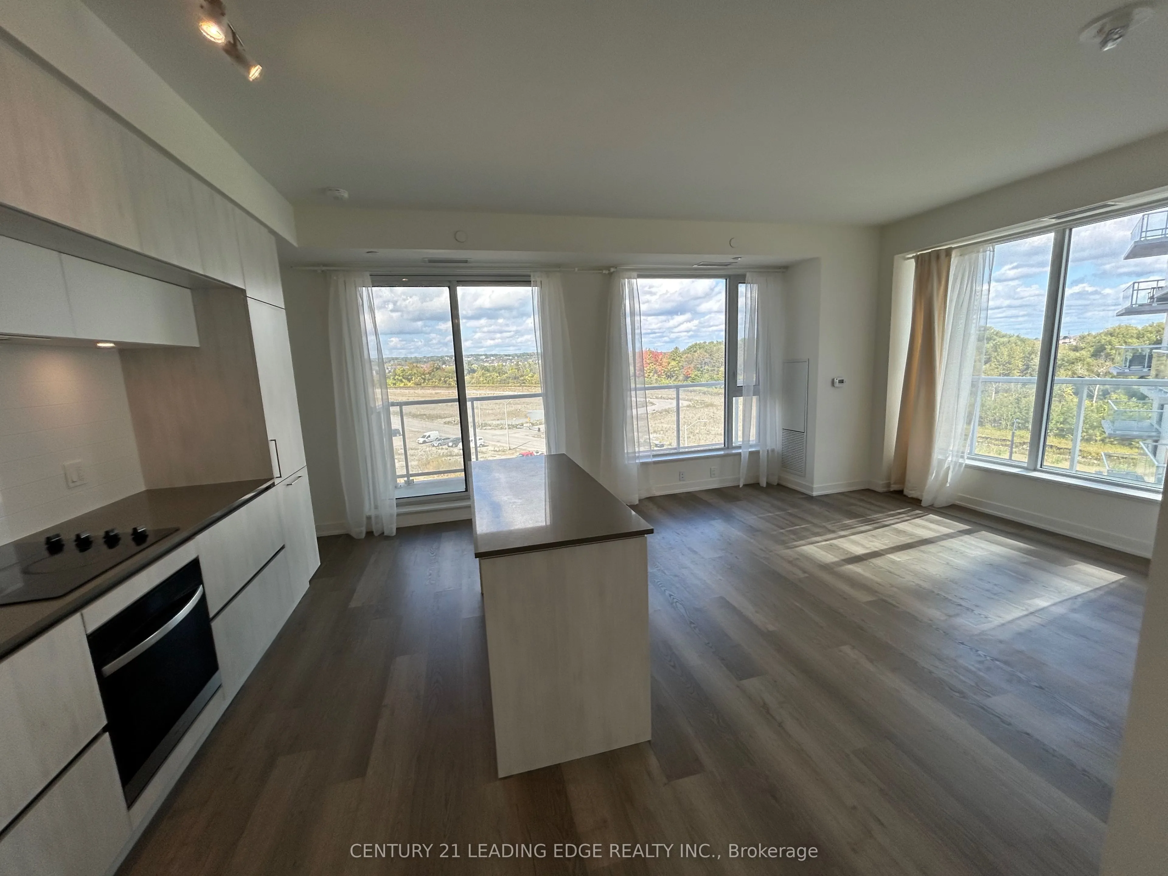 2 David Eyer Road, #529