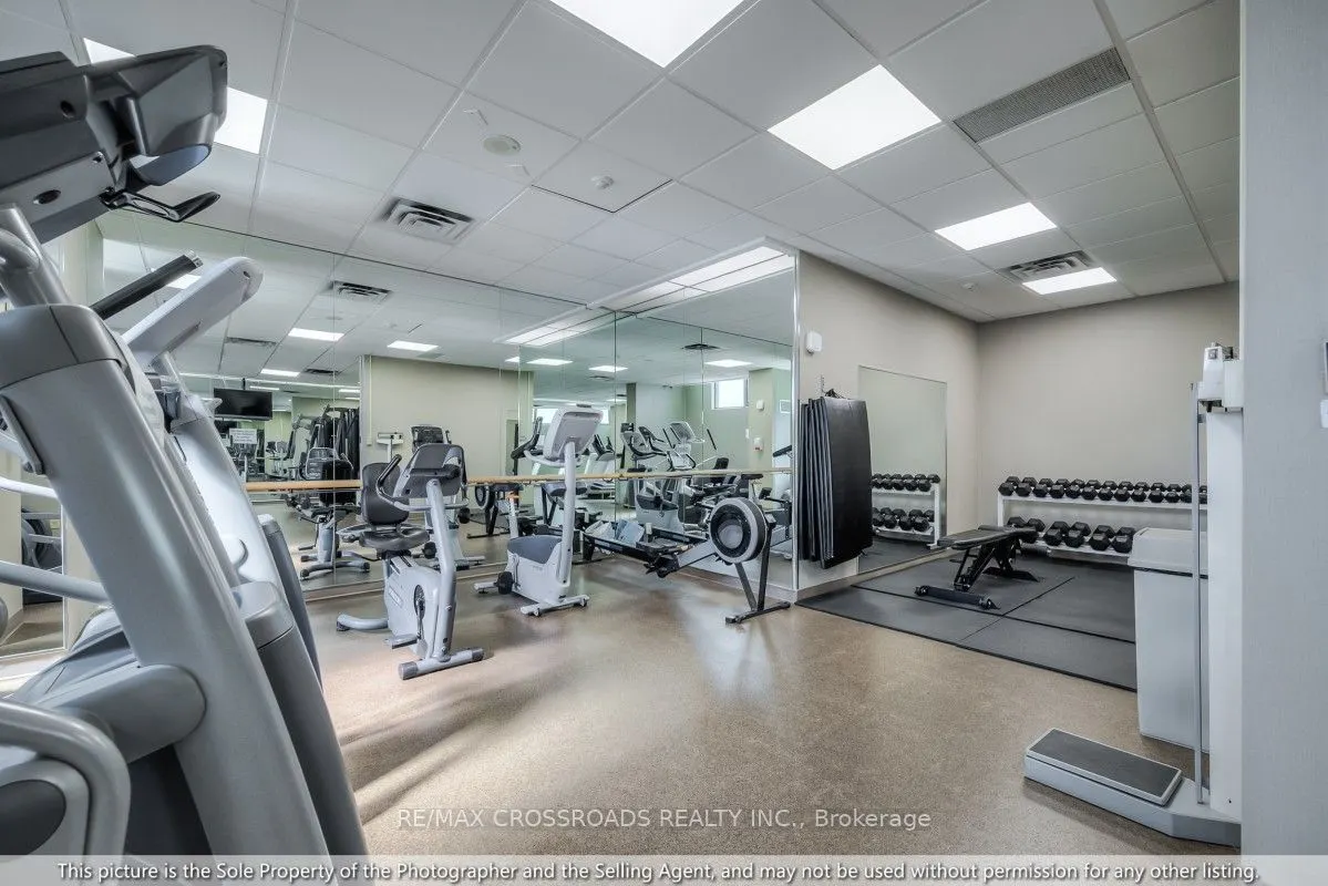 7825 Bayview Avenue, #304