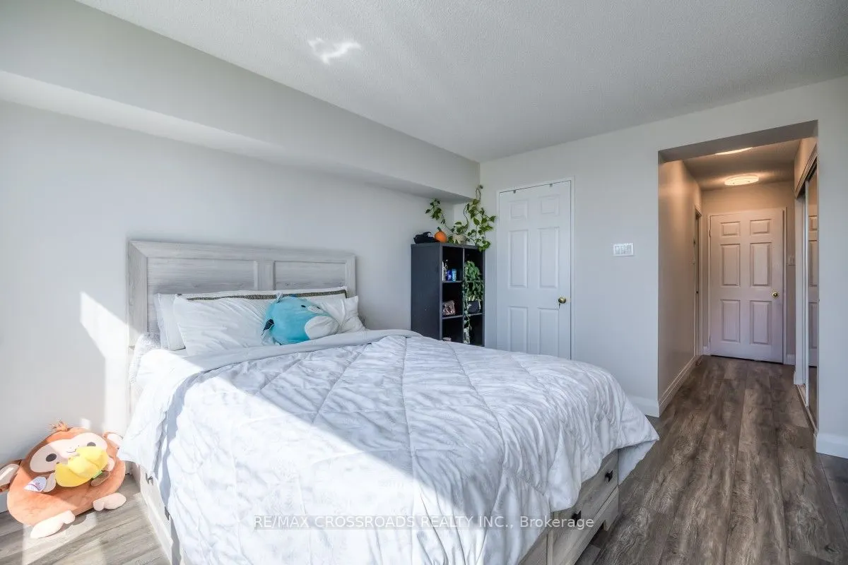 7825 Bayview Avenue, #304