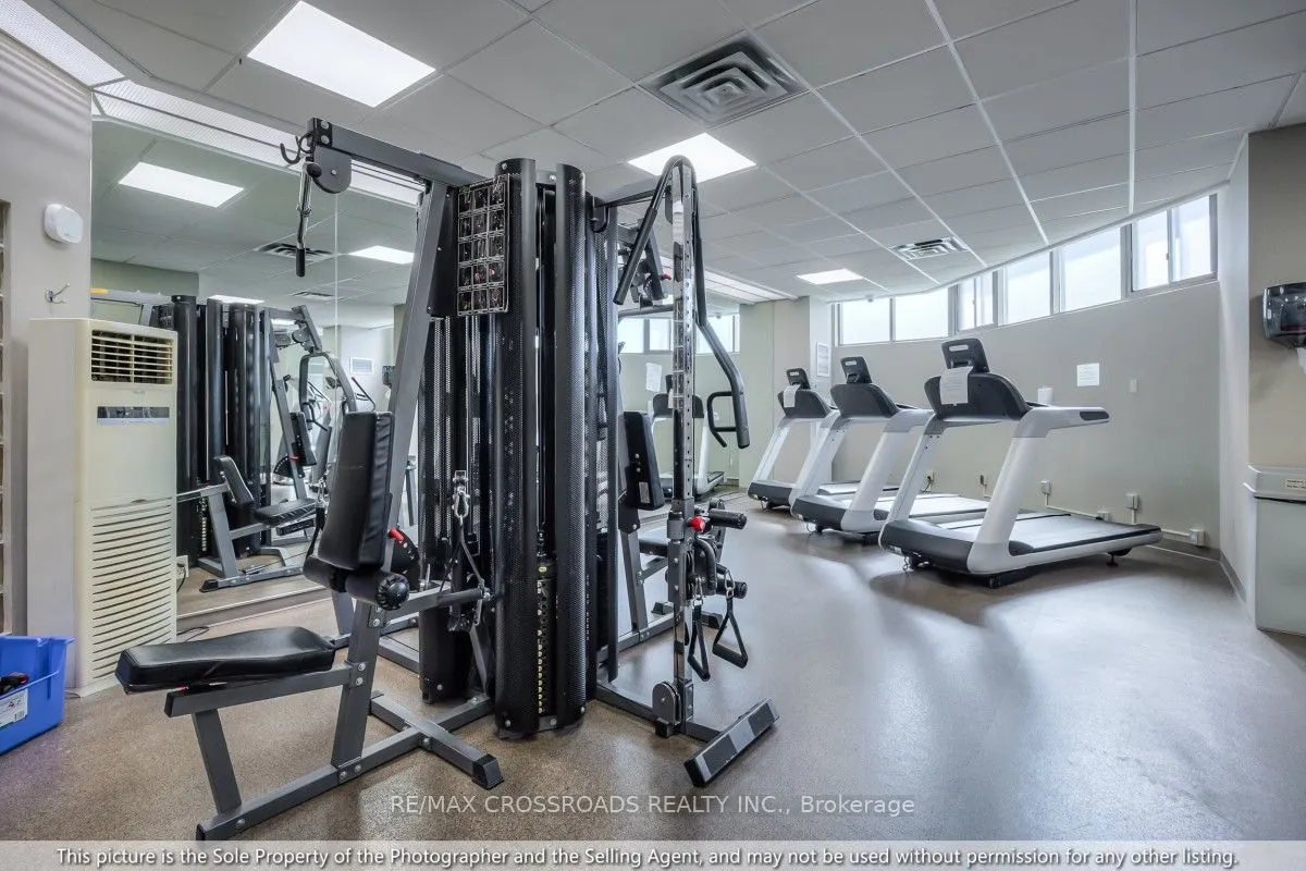 7825 Bayview Avenue, #304