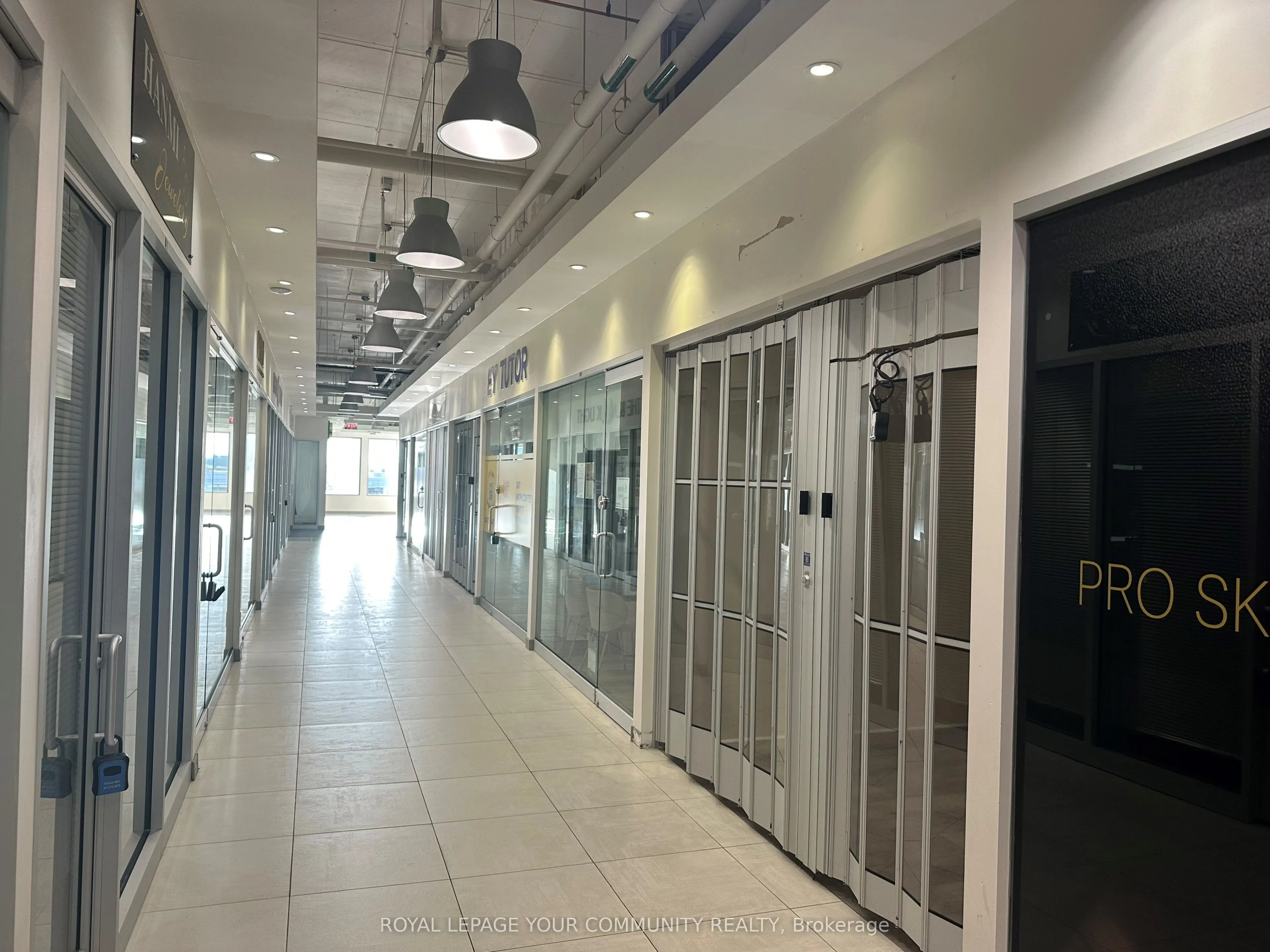 7181 Yonge Street, #217