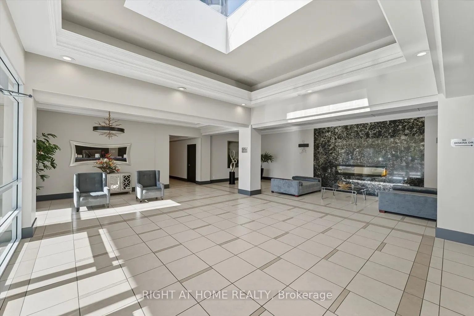50 Disera Drive, #509