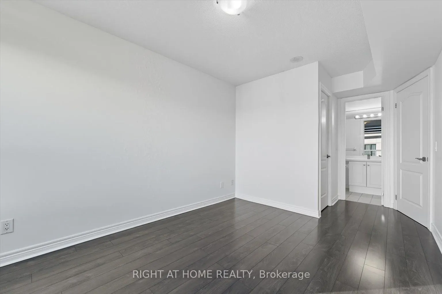 50 Disera Drive, #509