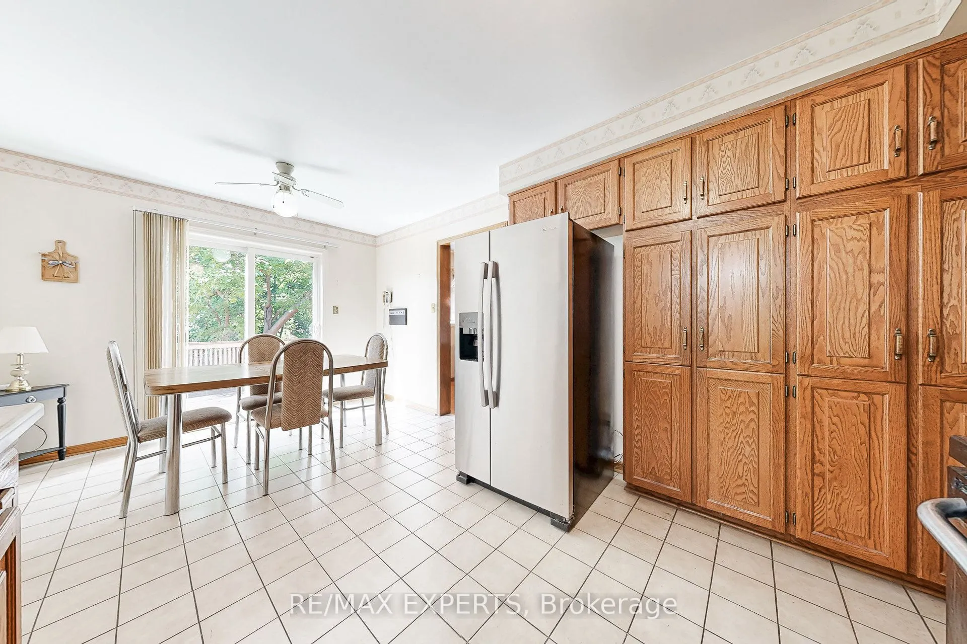 47 Velvet Crescent