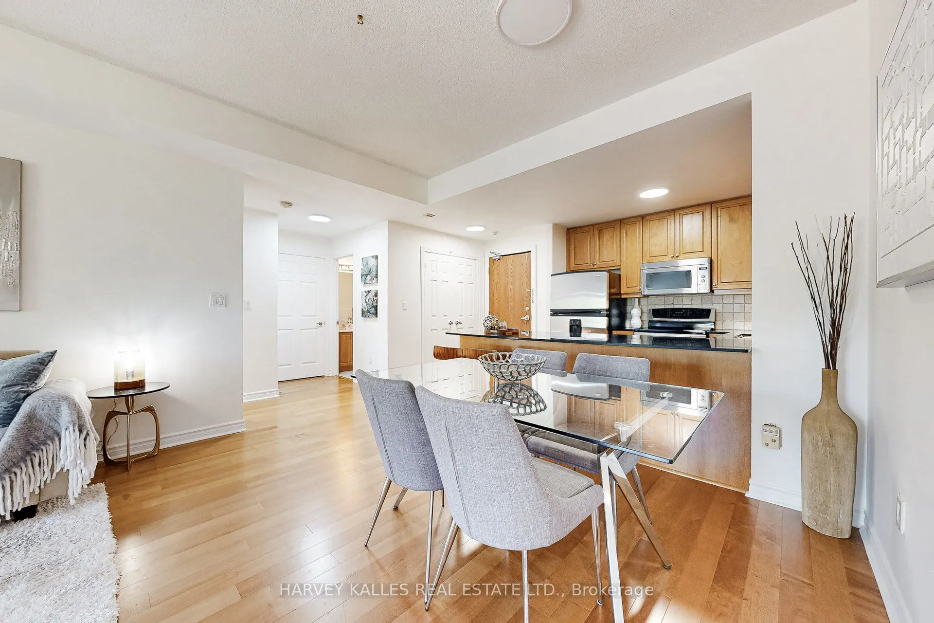 4620 Hwy 7, #405