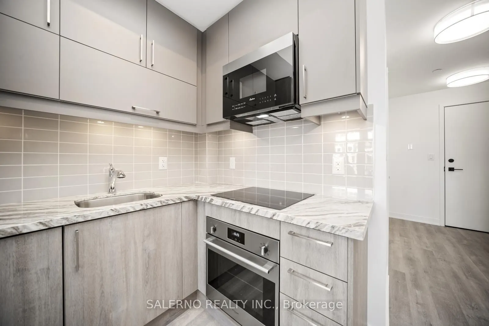 8119 Birchmount Road, #1001