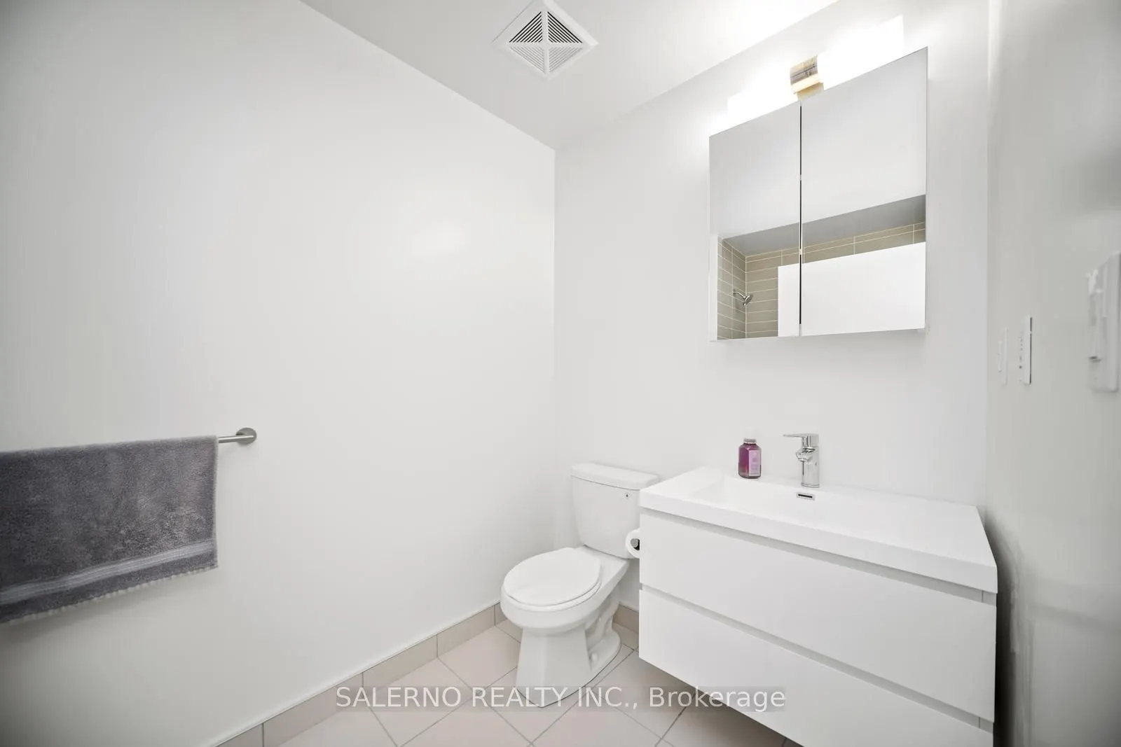 8119 Birchmount Road, #1001