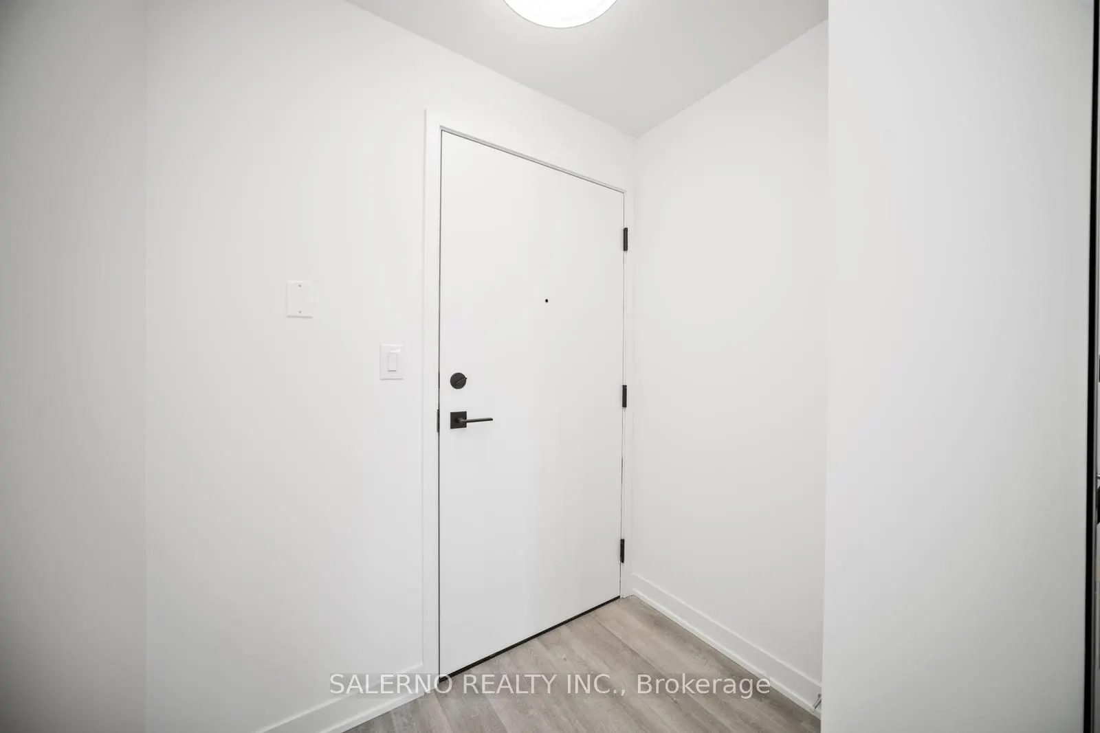 8119 Birchmount Road, #1001