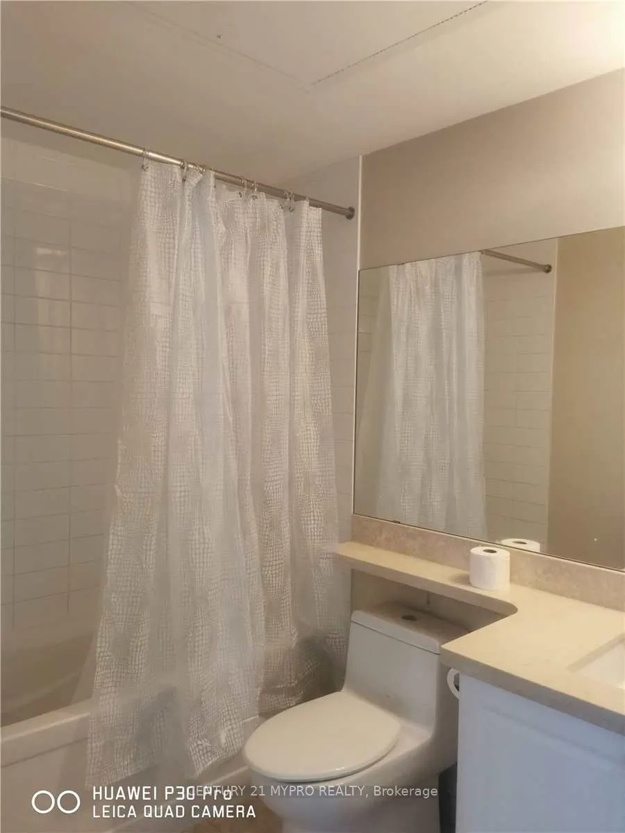 131 Upper Duke Crescent, #217