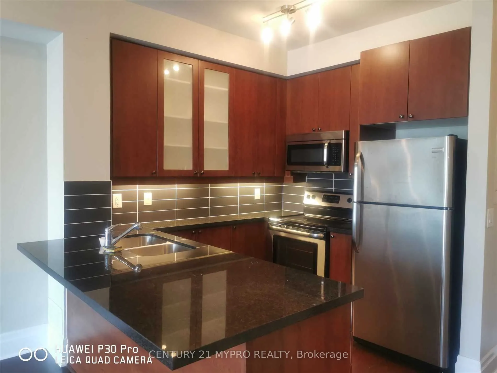 131 Upper Duke Crescent, #217