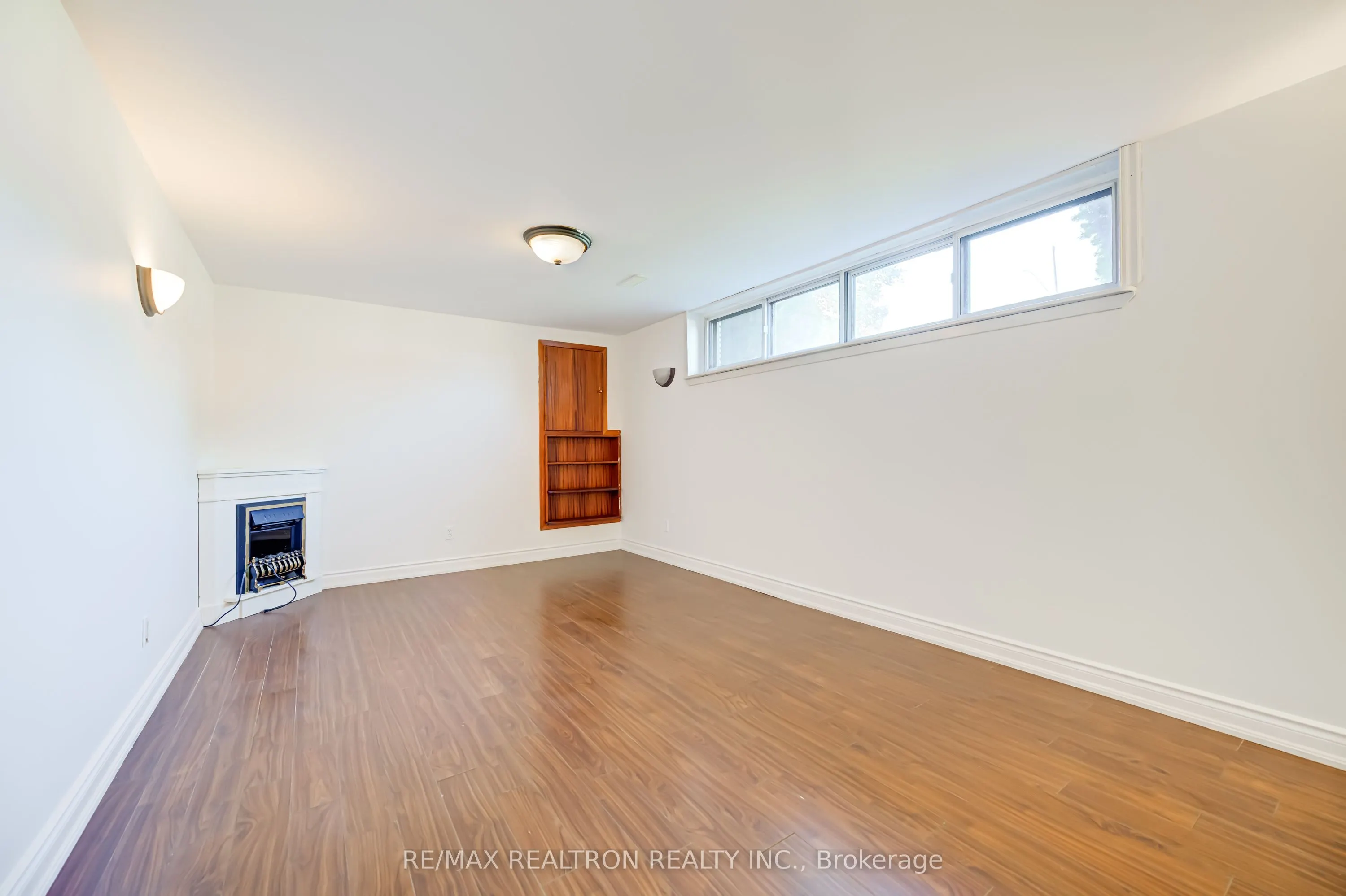 31 Sussex Avenue