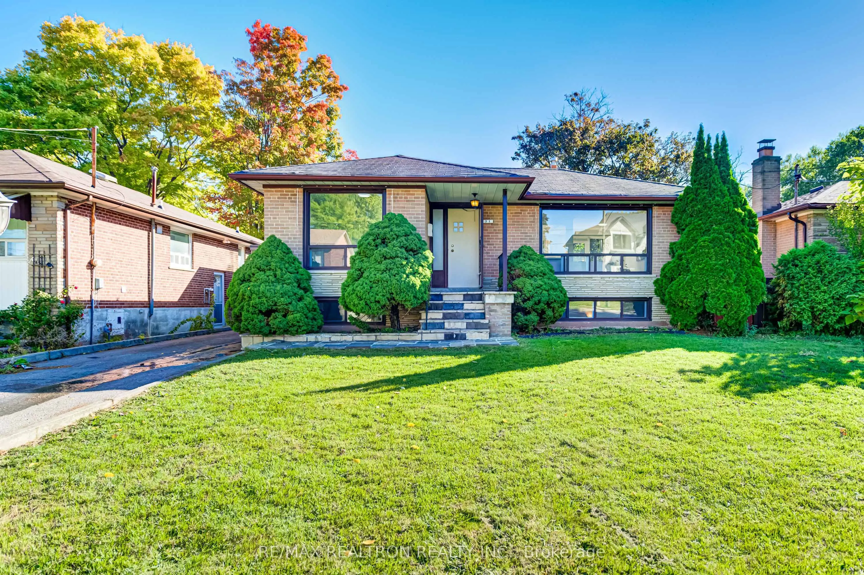 31 Sussex Avenue