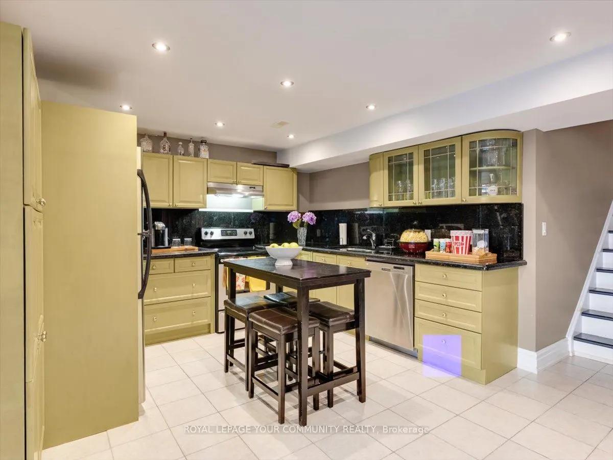 9 Heaney Court