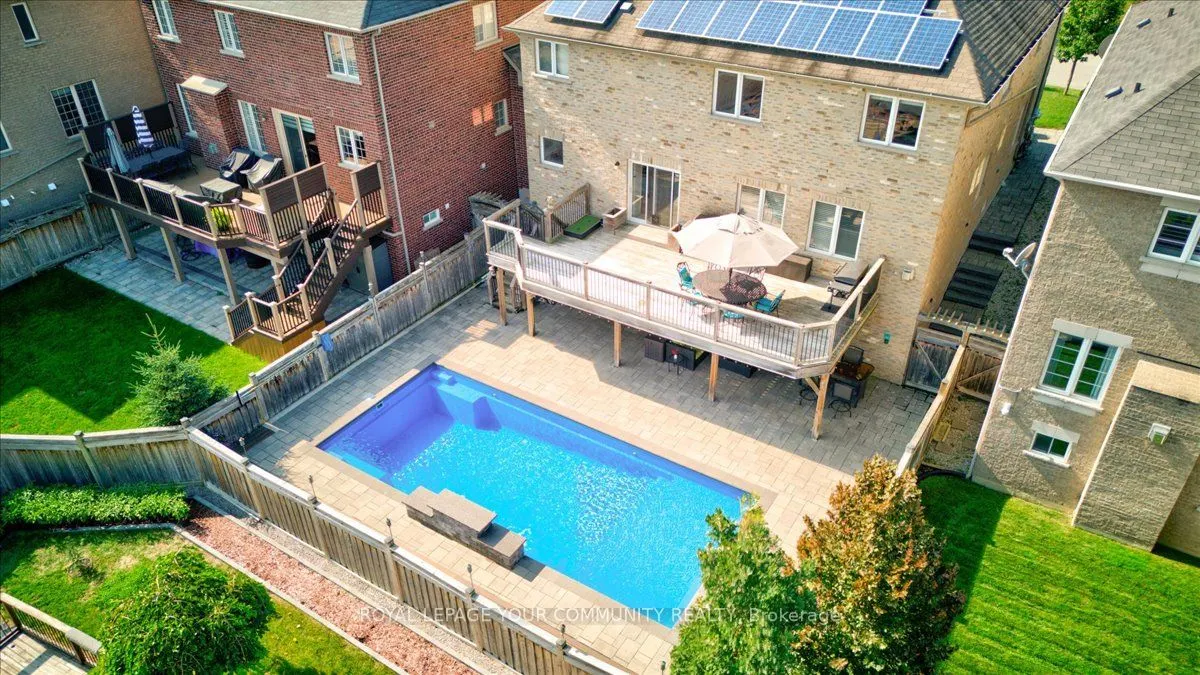 9 Heaney Court