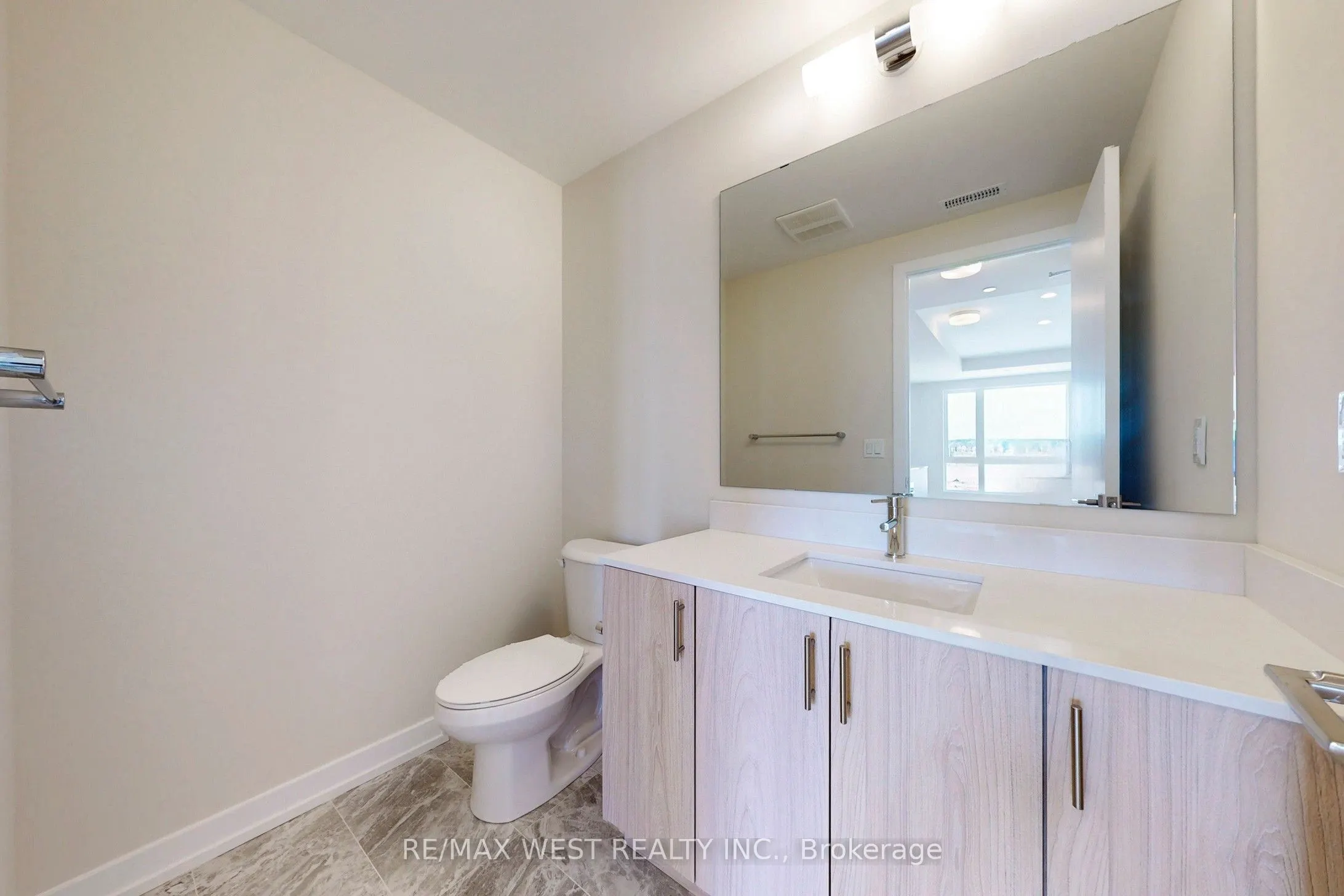 65 Saigon Drive N, #B311
