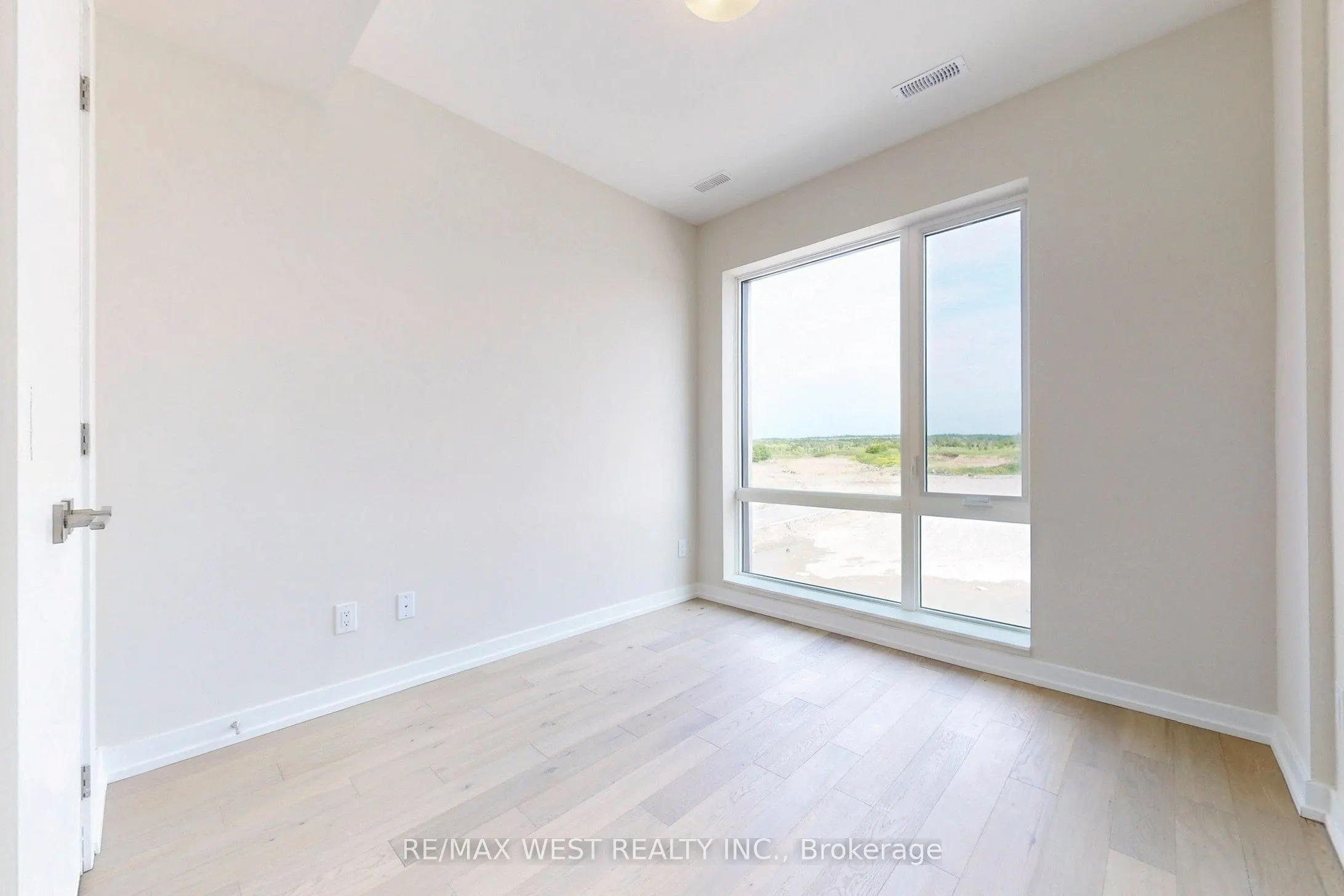 65 Saigon Drive N, #B311