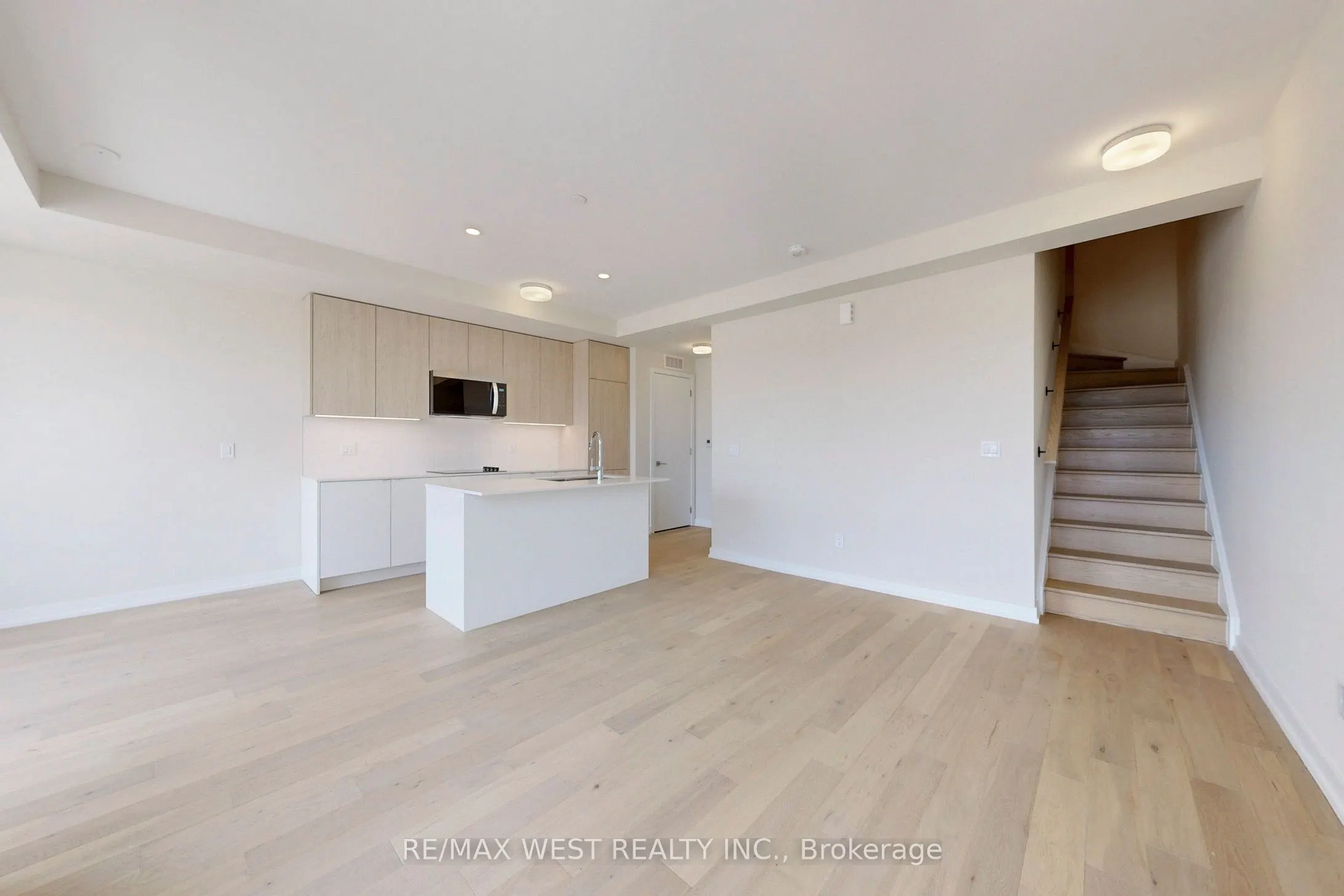 65 Saigon Drive N, #B311