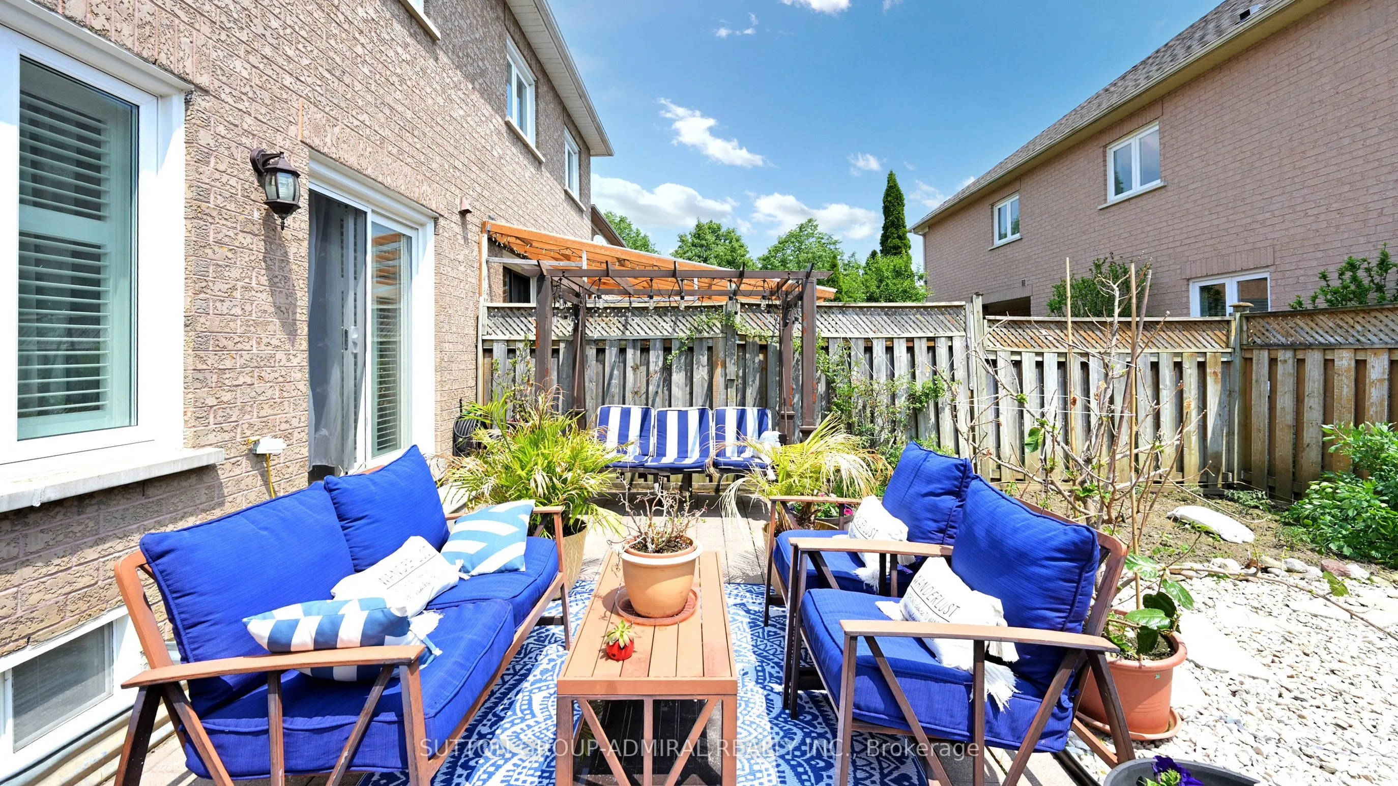 7 Rockview Gardens