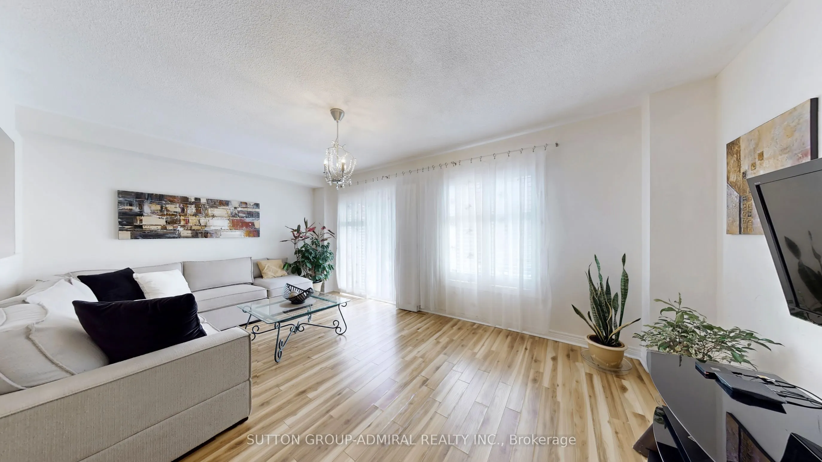 7 Rockview Gardens