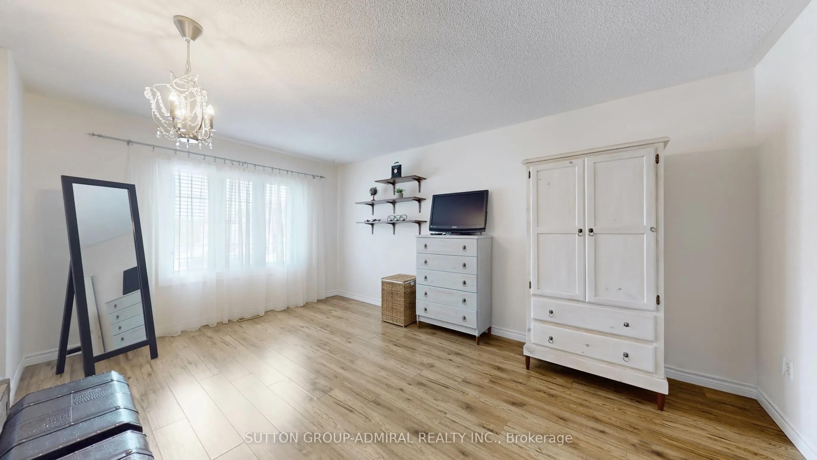 7 Rockview Gardens