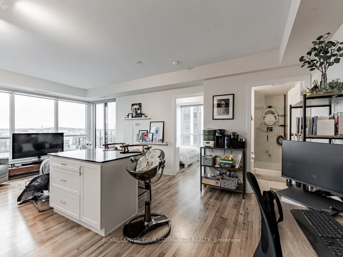 9075 Jane Street, #1009
