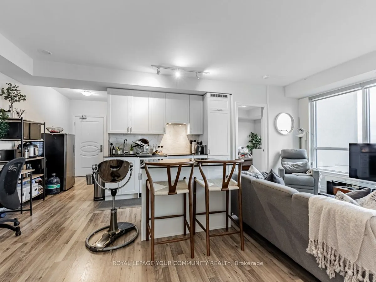 9075 Jane Street, #1009
